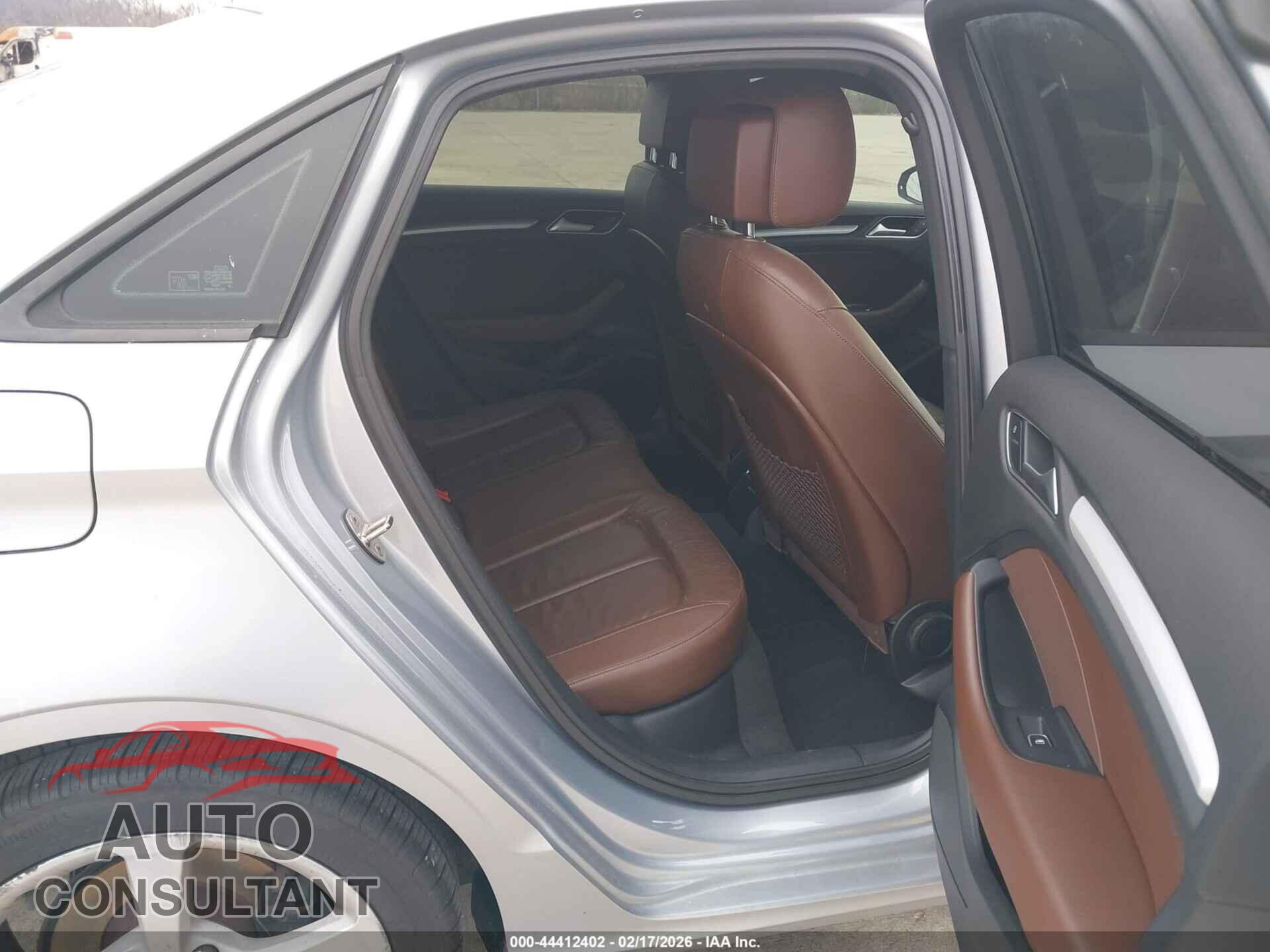 AUDI A3 2016 - WAUA7GFF6G1024924
