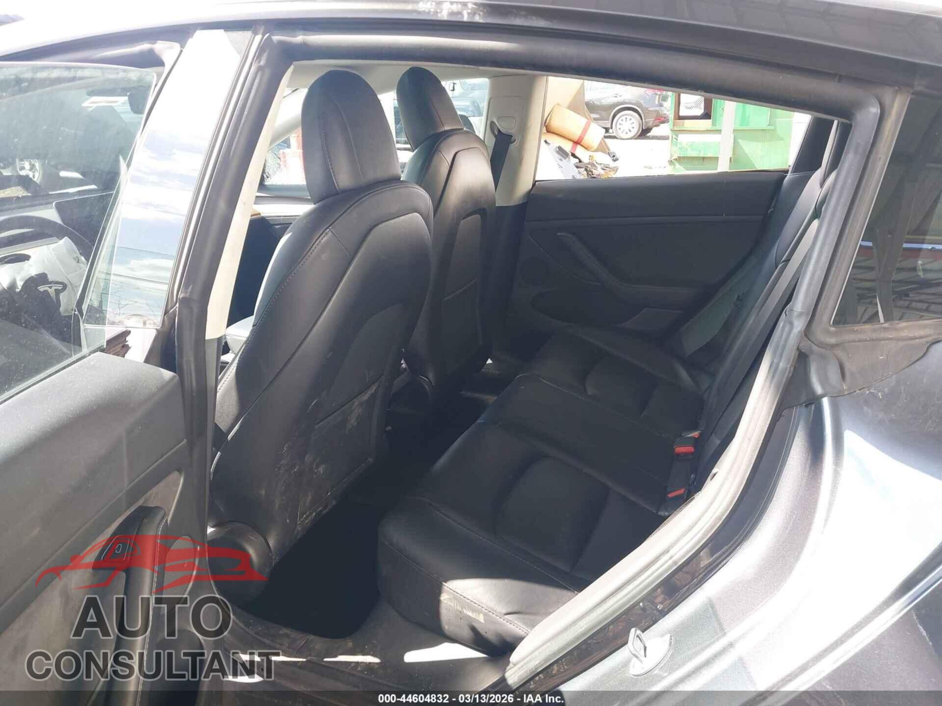TESLA MODEL 3 2023 - 5YJ3E1EA7PF382951