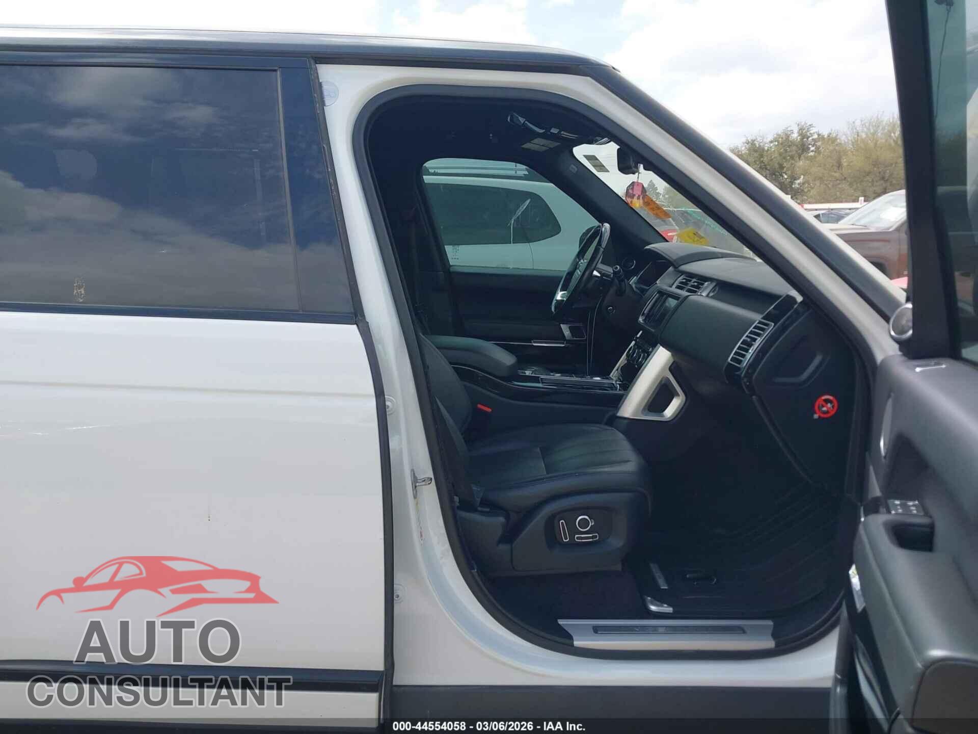 LAND ROVER RANGE ROVER 2016 - SALGS3EF1GA277003