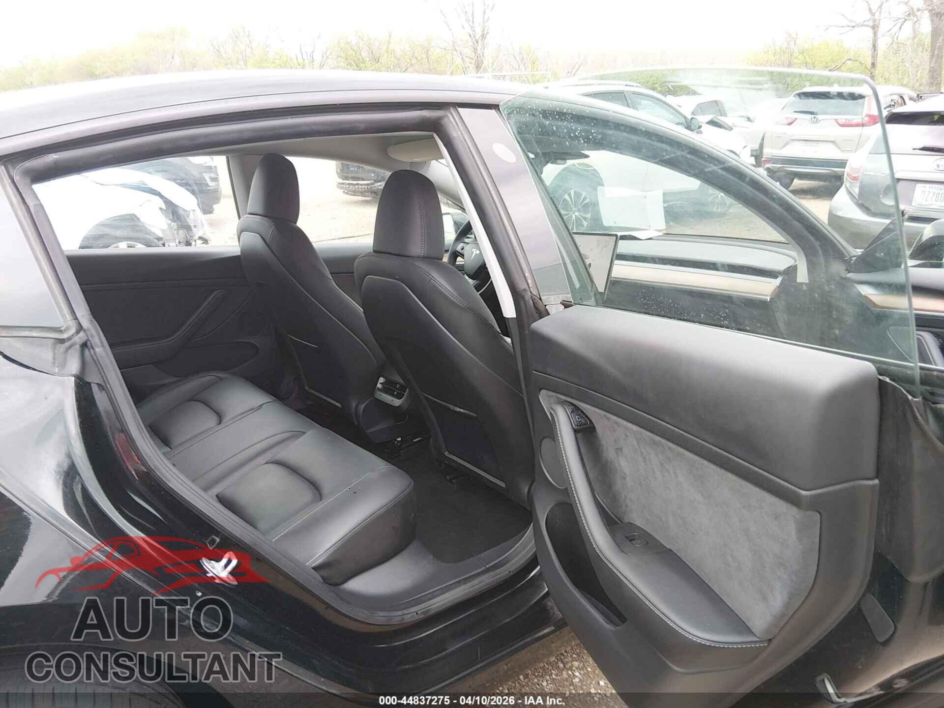 TESLA MODEL 3 2023 - 5YJ3E1EA8PF692736
