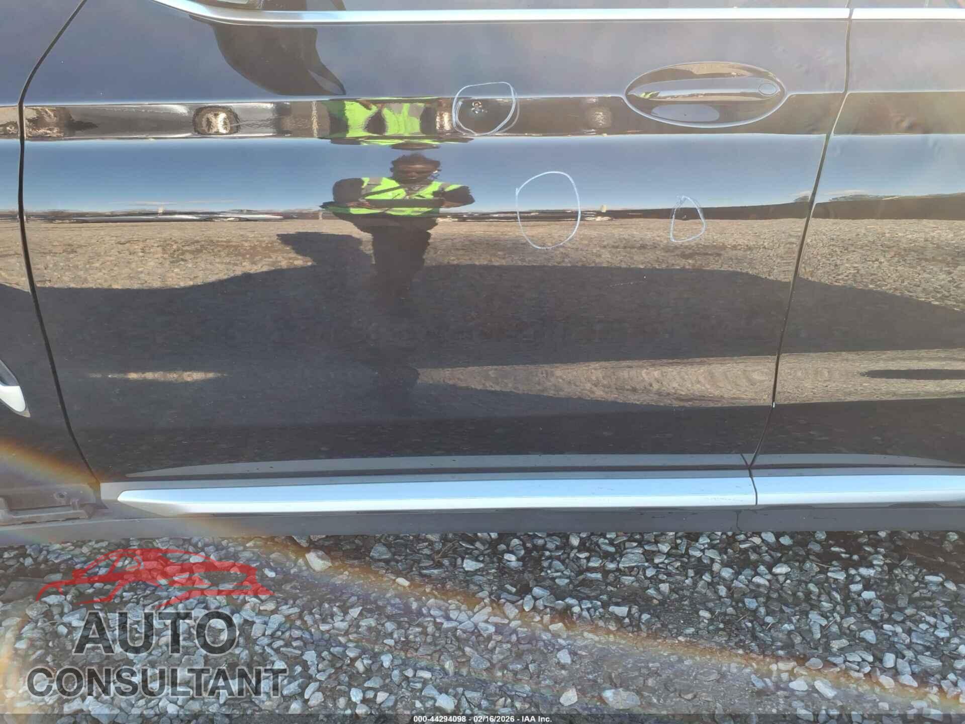 BMW X3 2019 - 5UXTR7C54KLF32003