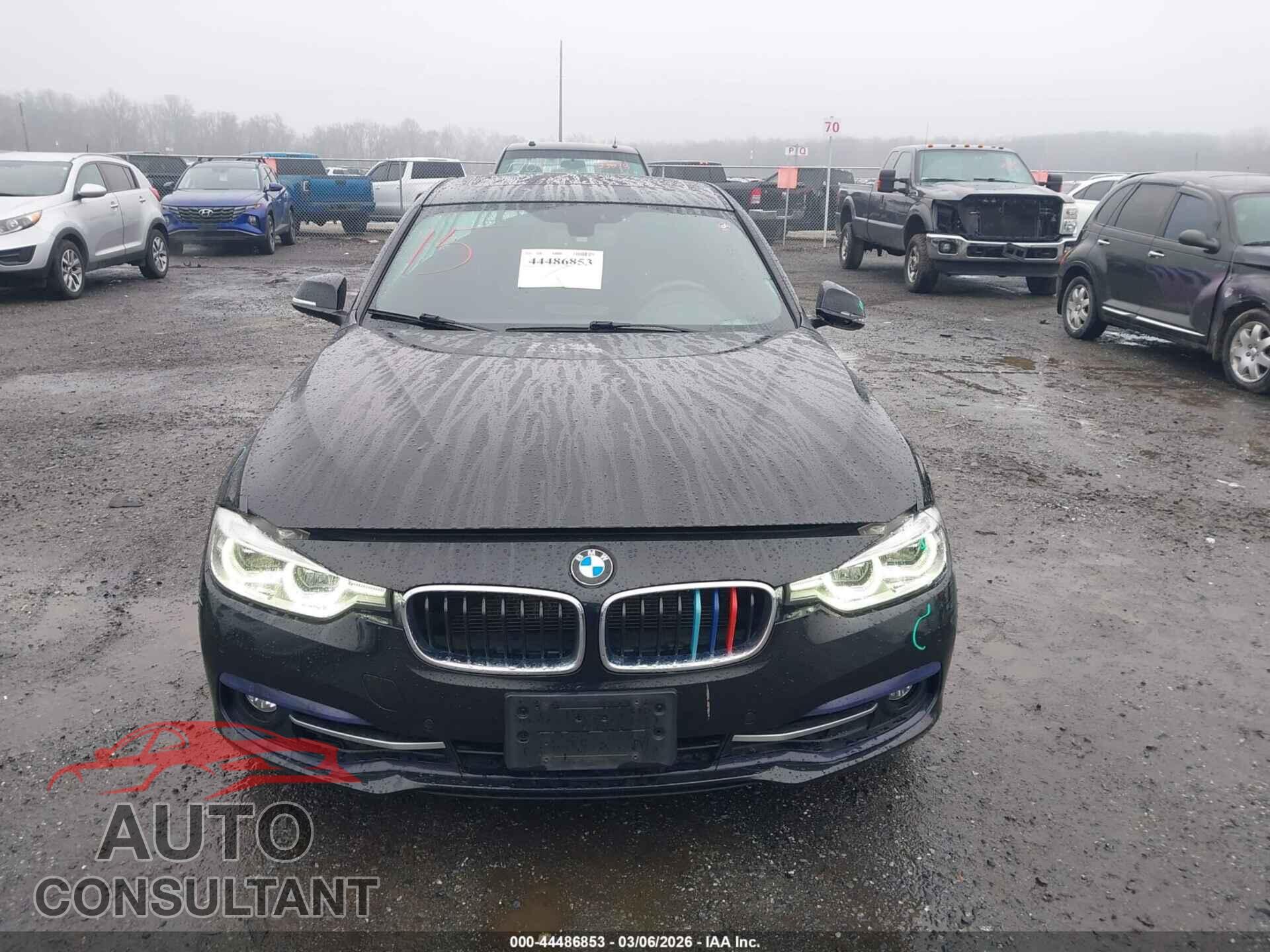 BMW 328I 2016 - WBA8E3G51GNU05964