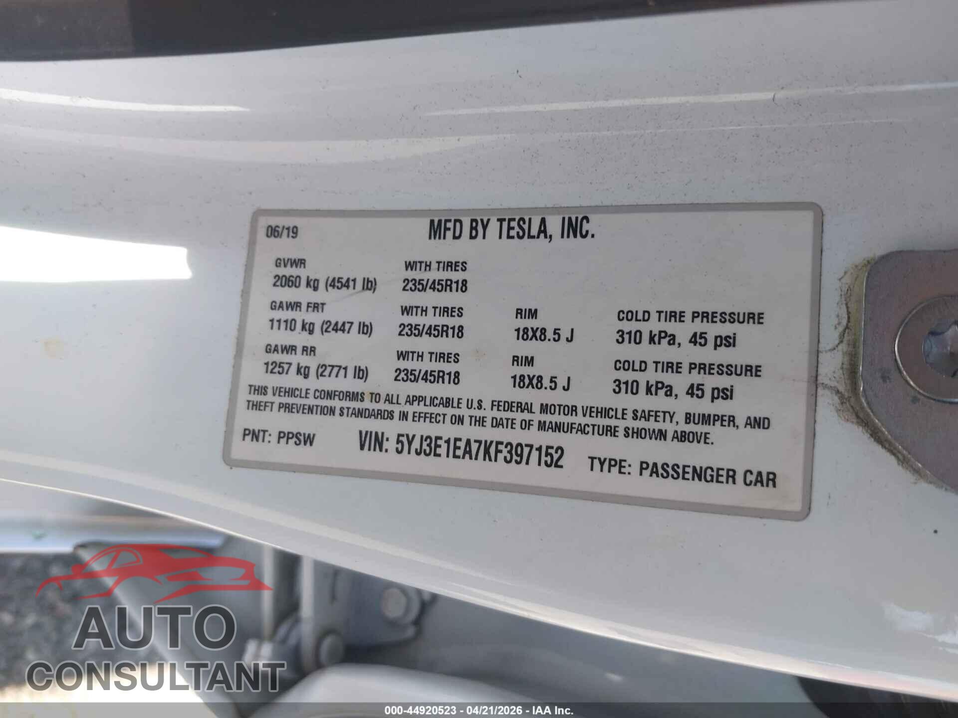 TESLA MODEL 3 2019 - 5YJ3E1EA7KF397152