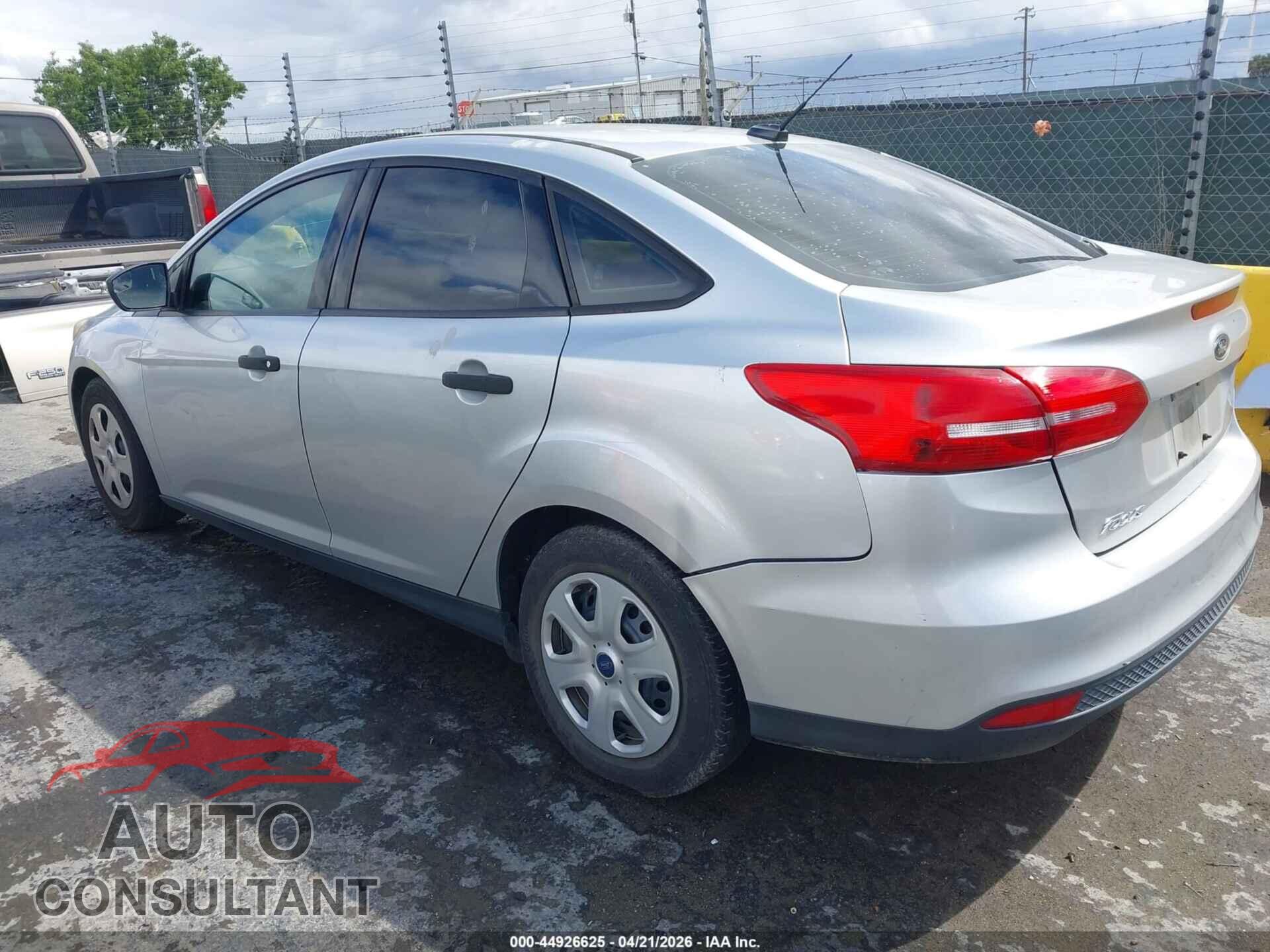 FORD FOCUS 2017 - 1FADP3E21HL314880