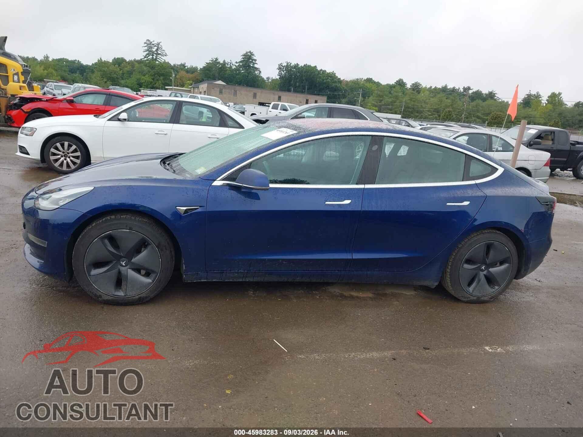 TESLA MODEL 3 2018 - 5YJ3E1EB0JF115294