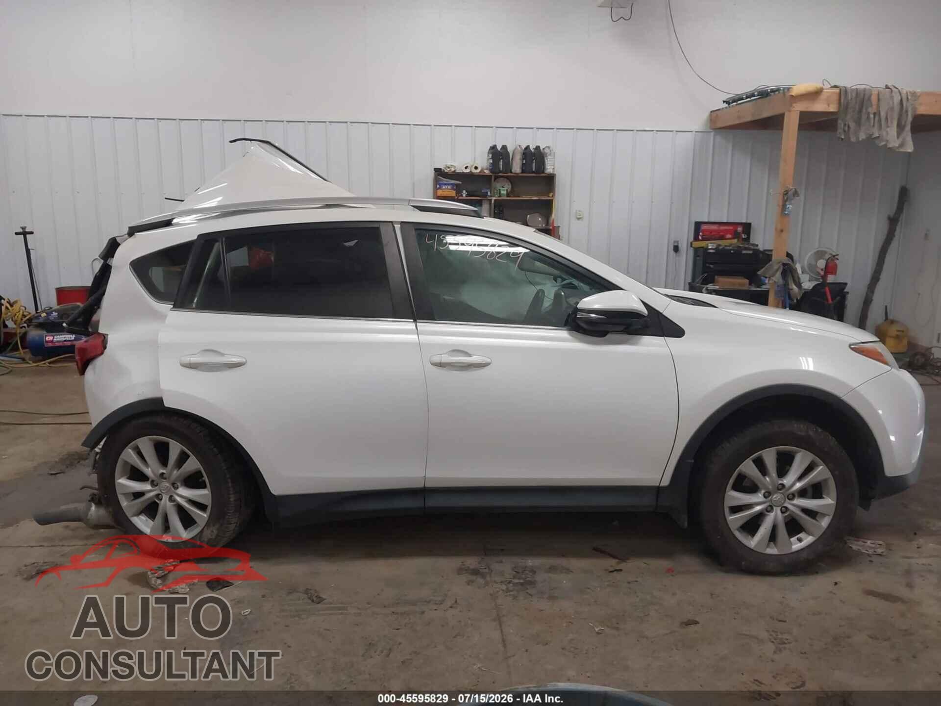 TOYOTA RAV4 2013 - 2T3DFREV6DW007724