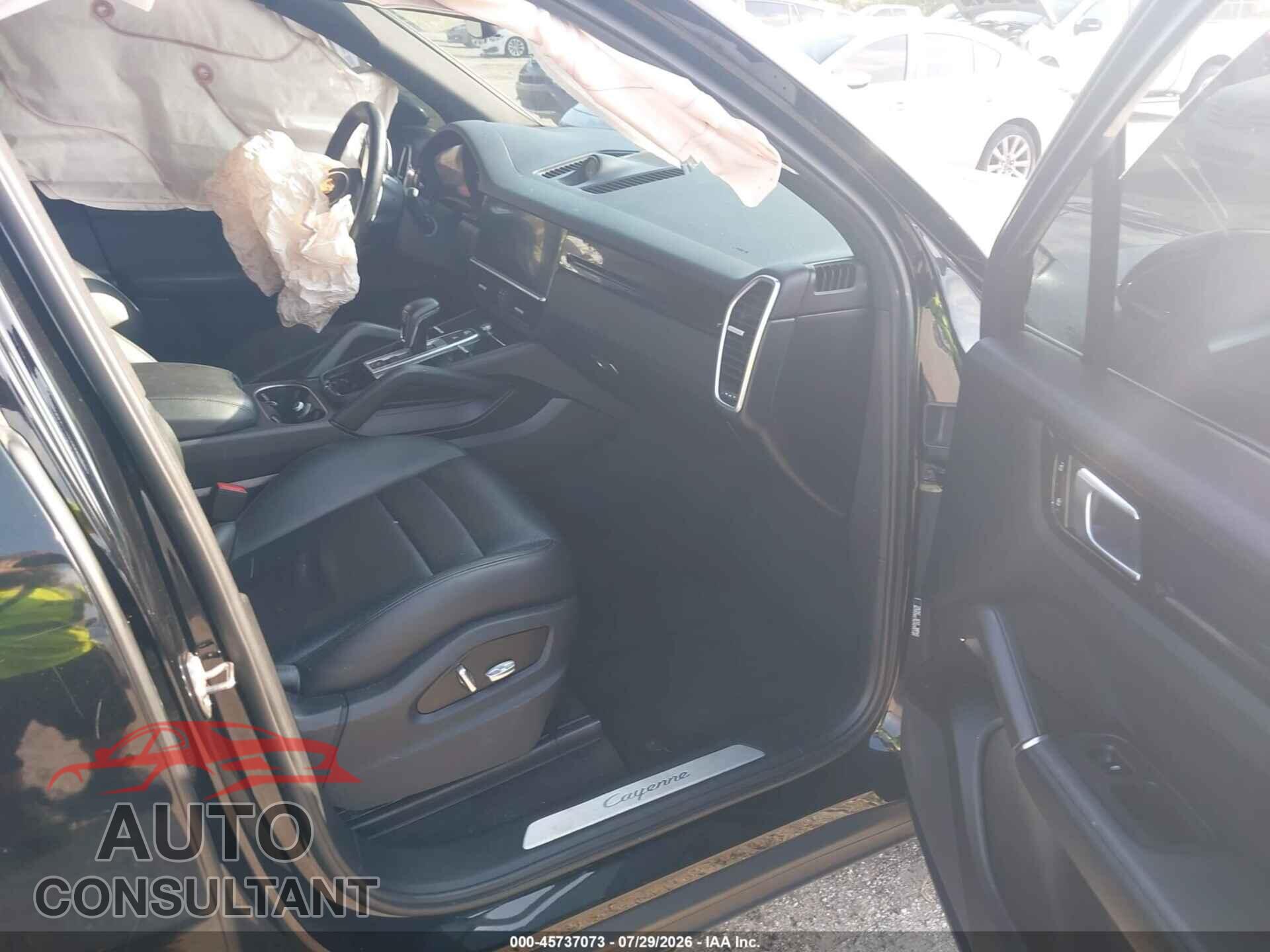 PORSCHE CAYENNE 2020 - WP1AA2AY5LDA04476