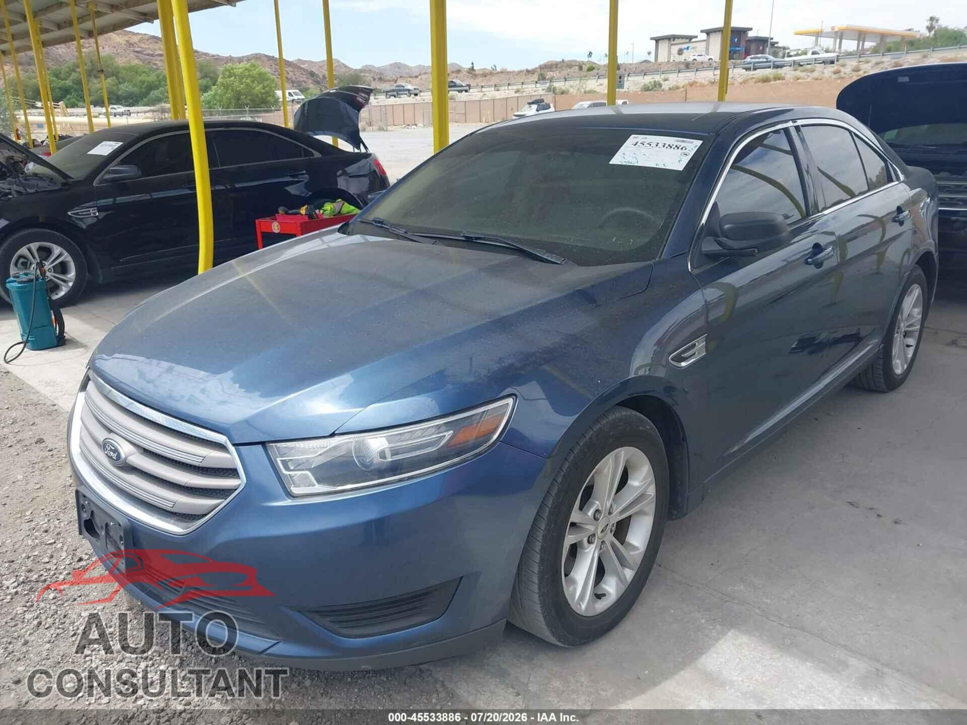 FORD TAURUS 2018 - 1FAHP2D84JG135930
