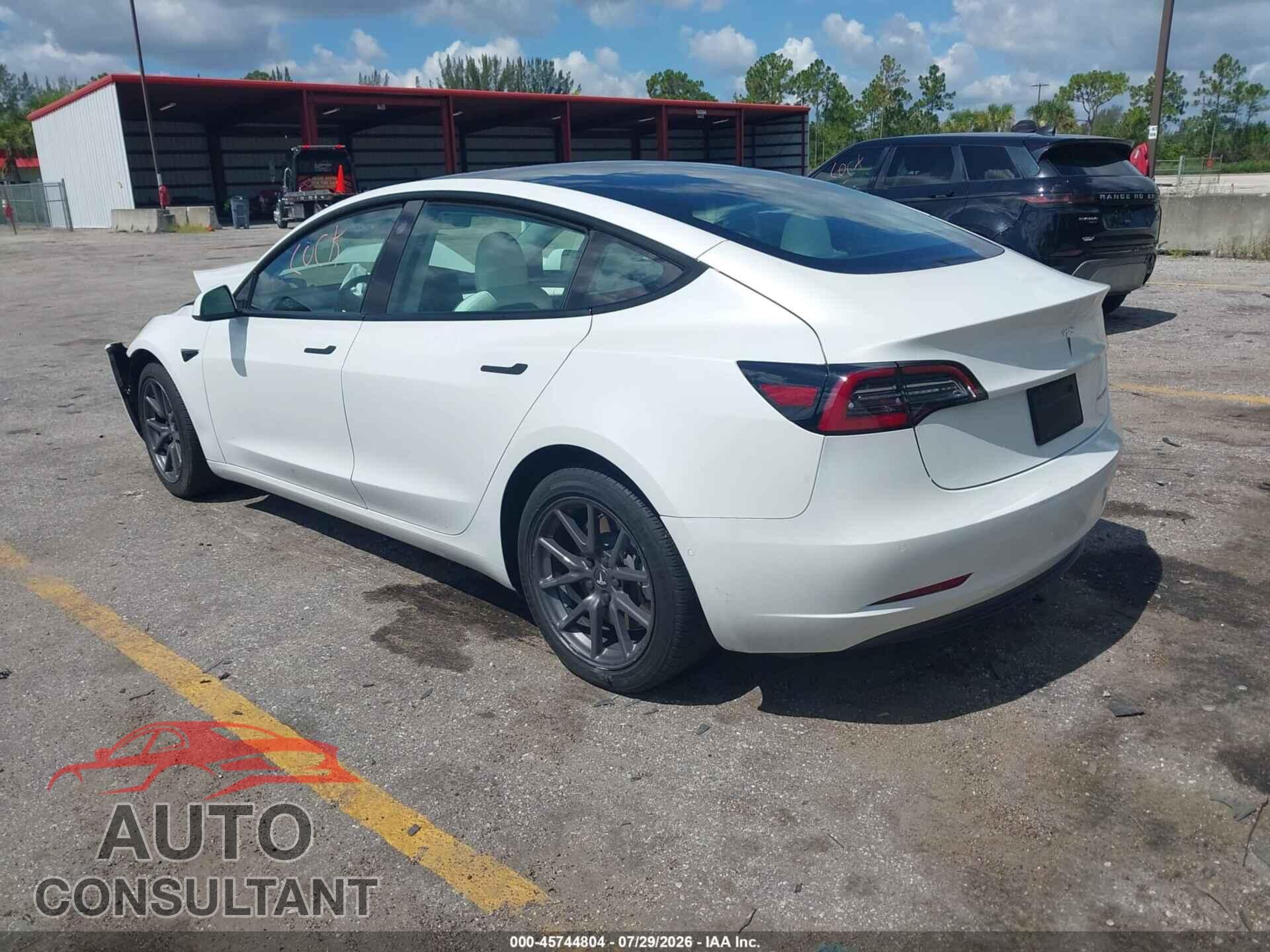 TESLA MODEL 3 2021 - 5YJ3E1EB2MF046838