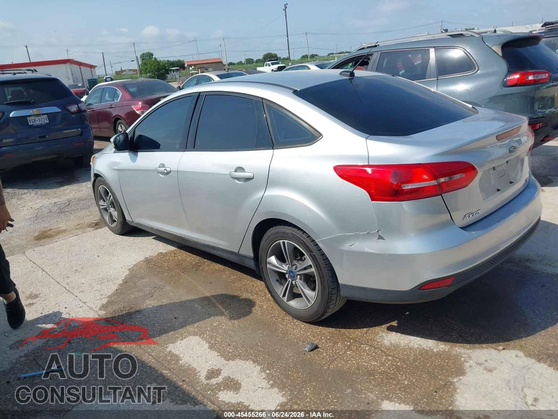 FORD FOCUS 2017 - 1FADP3FE4HL290194