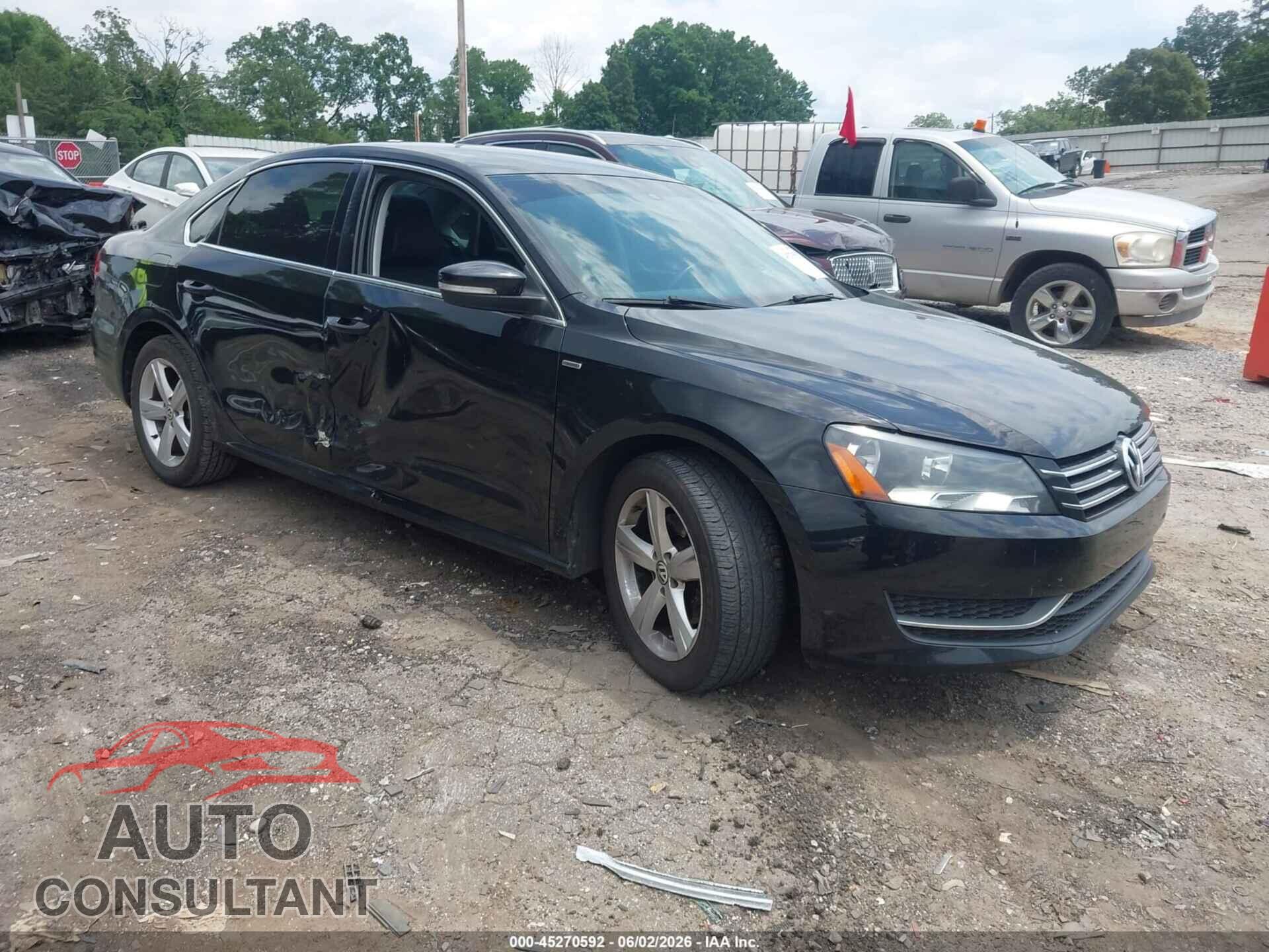 VOLKSWAGEN PASSAT 2014 - 1VWAT7A34EC041568