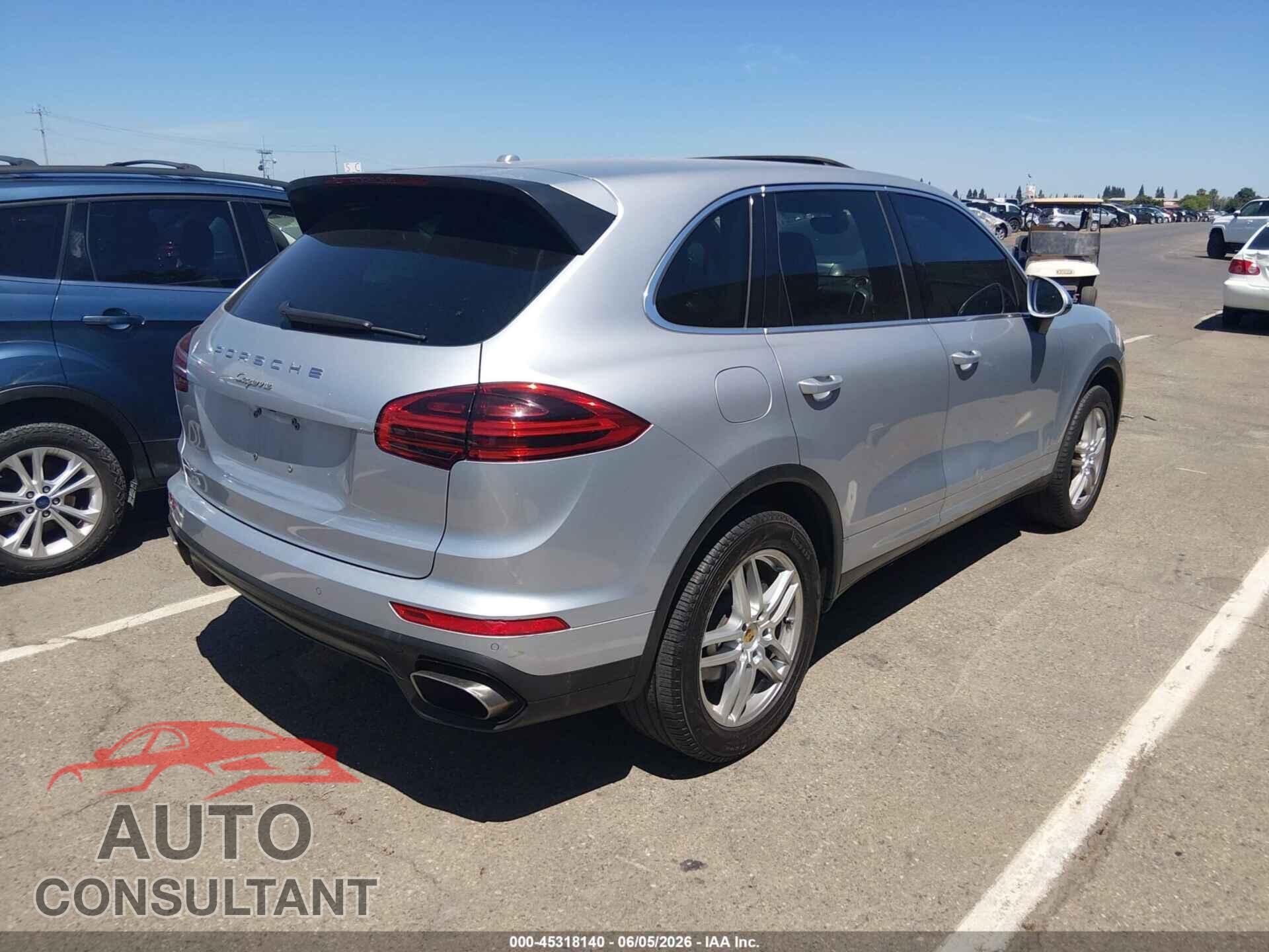 PORSCHE CAYENNE 2016 - WP1AA2A25GLA04887