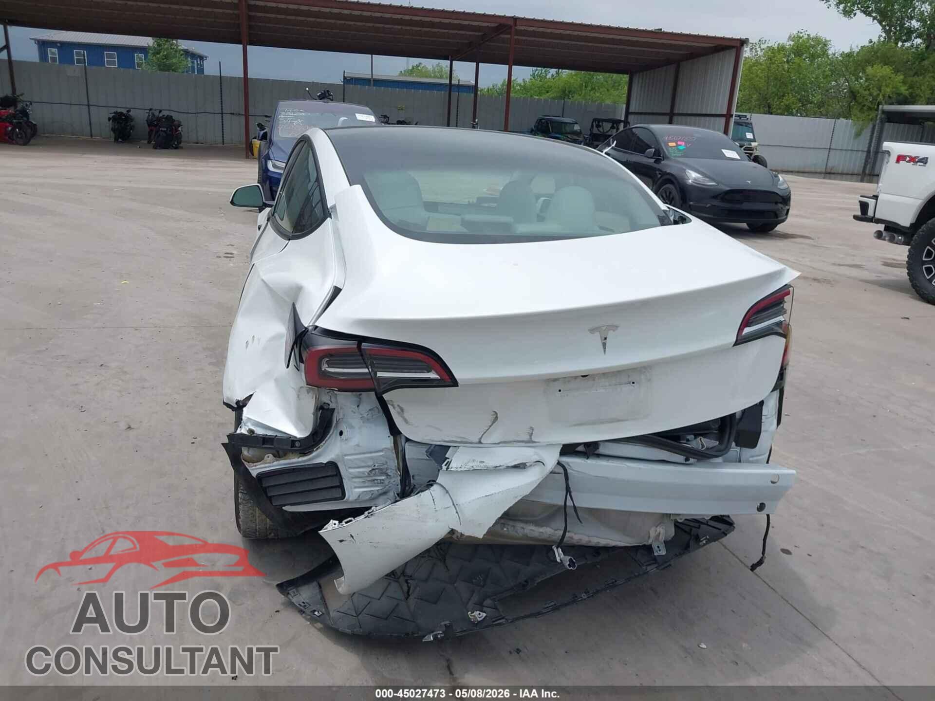 TESLA MODEL 3 2023 - 5YJ3E1EA2PF582829