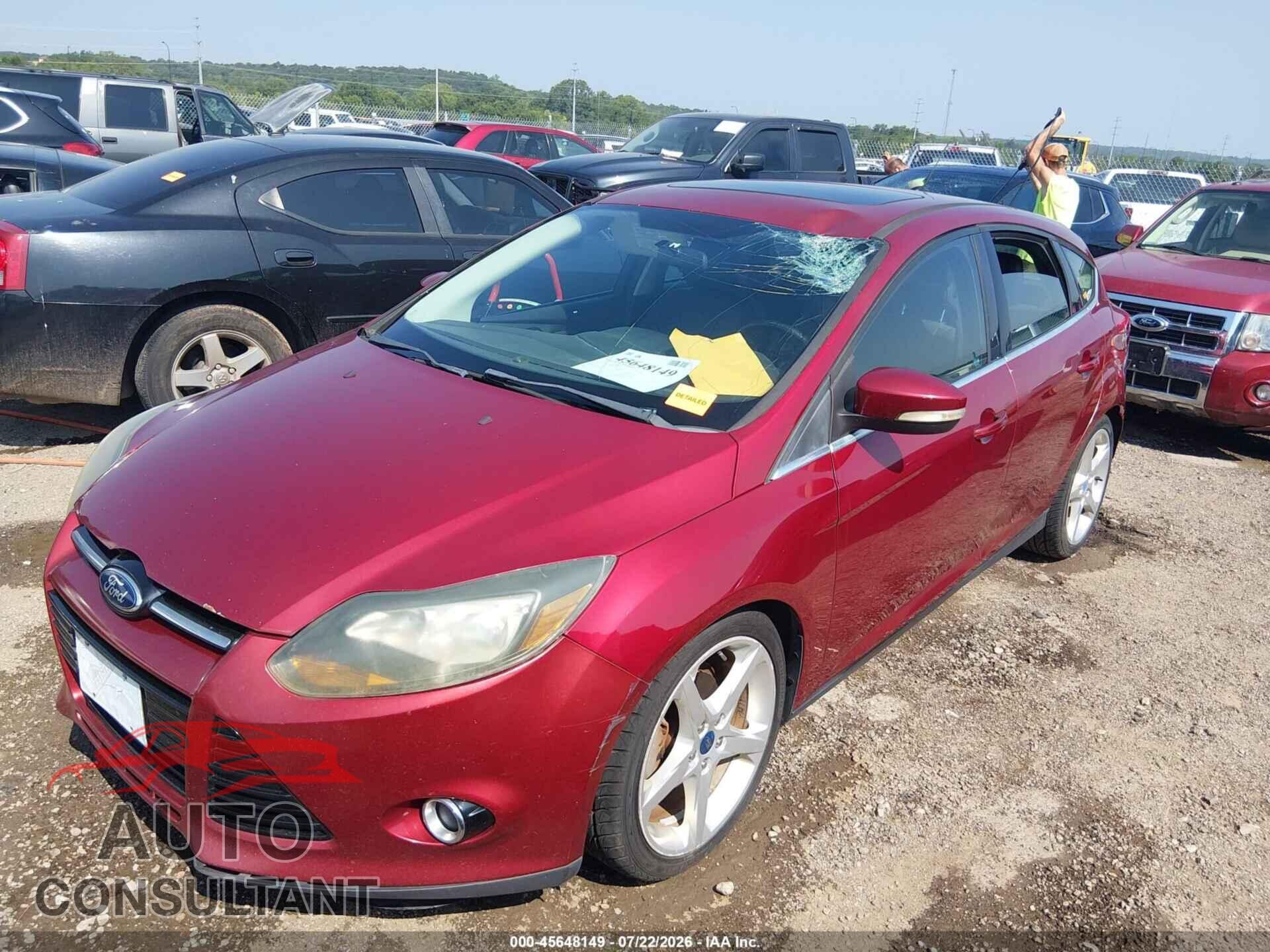 FORD FOCUS 2013 - 1FADP3N22DL254621
