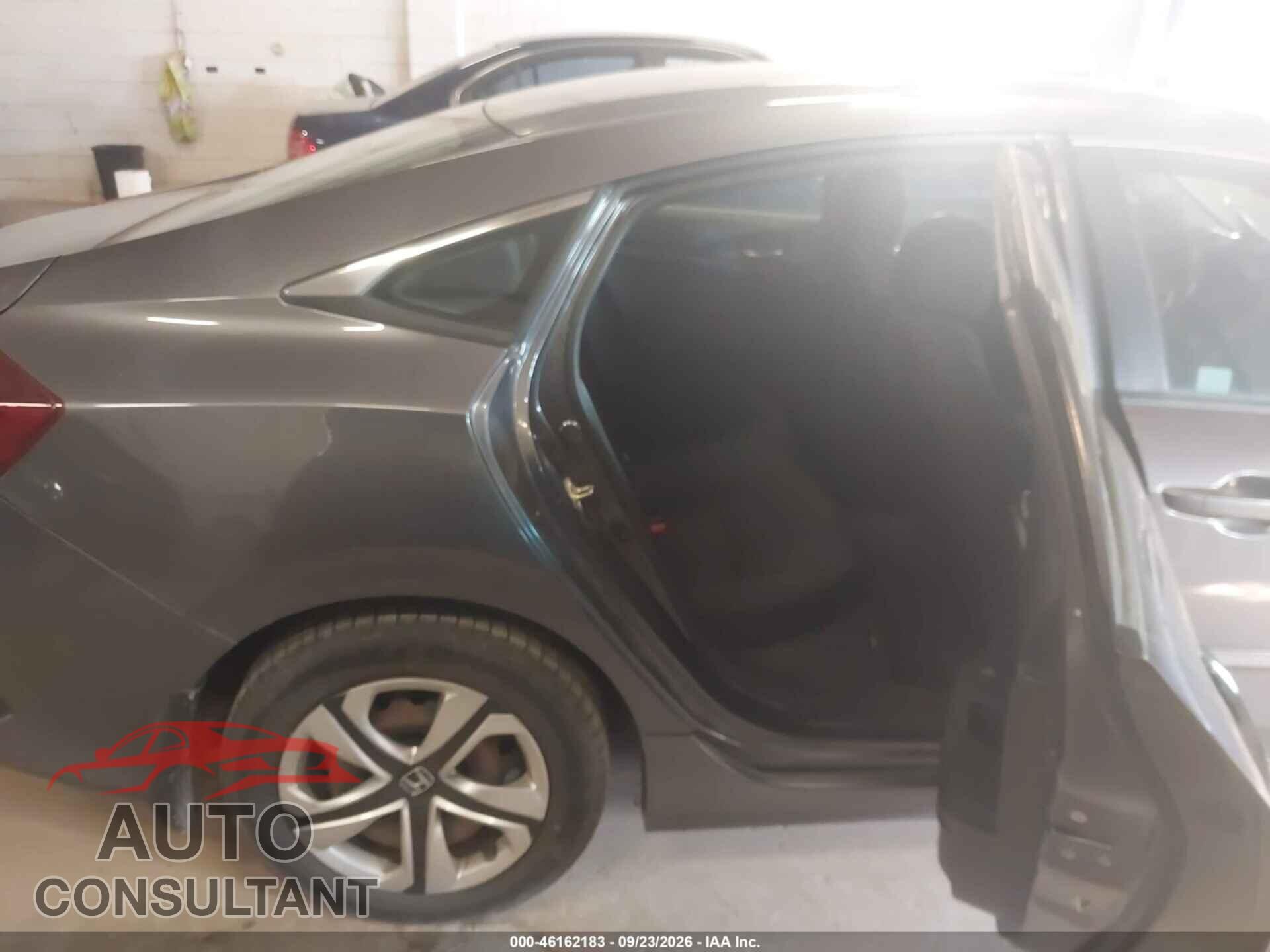HONDA CIVIC 2017 - 19XFC2F52HE010385