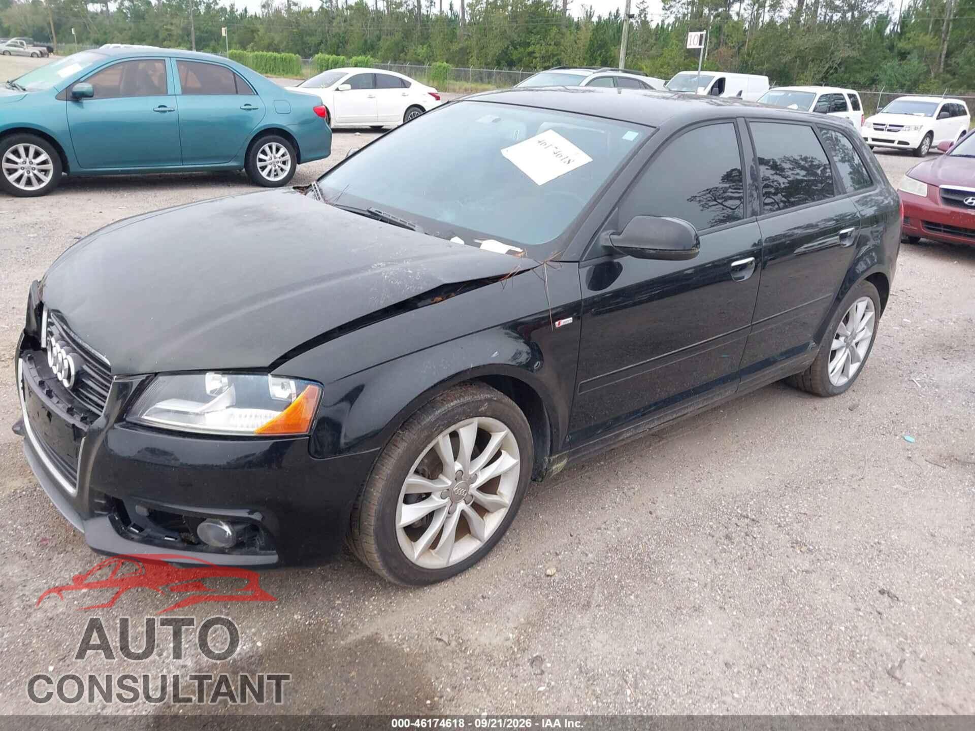 AUDI A3 2011 - WAUBJAFM4BA019649