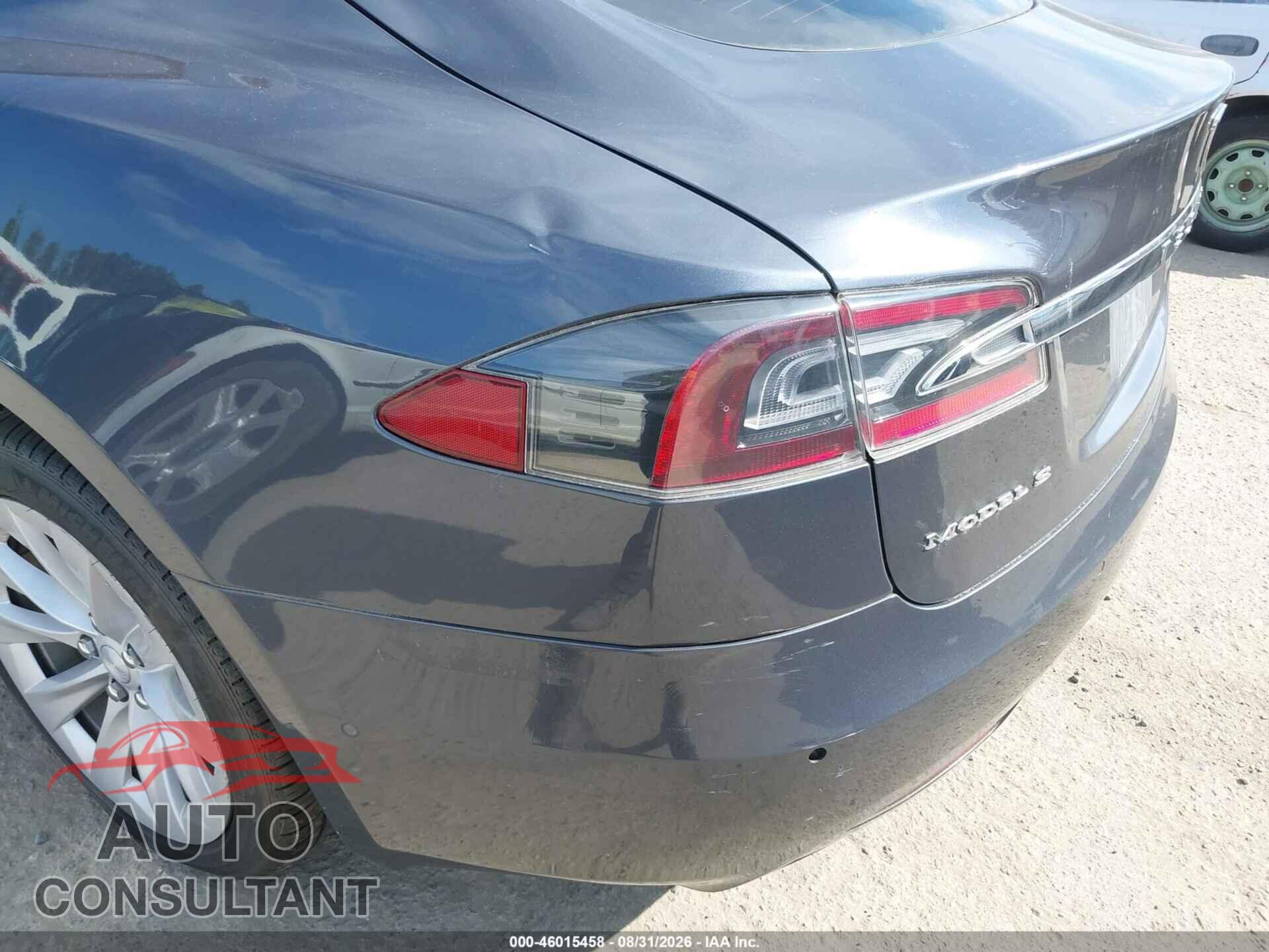 TESLA MODEL S 2018 - 5YJSA1E29JF260471