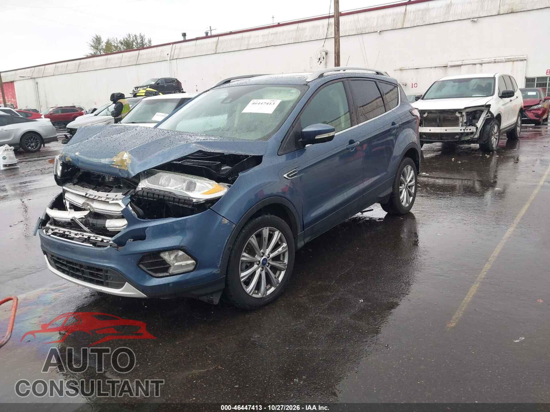 FORD ESCAPE 2018 - 1FMCU0J9XJUC36157