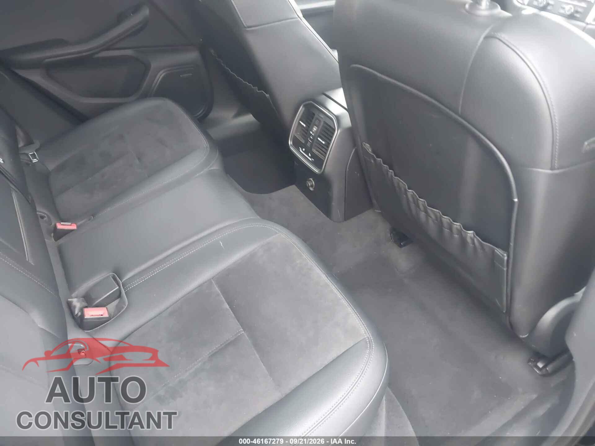 PORSCHE MACAN 2016 - WP1AB2A54GLB49233