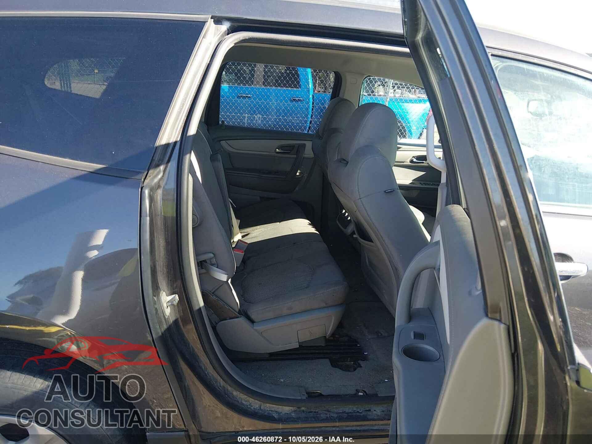 CHEVROLET TRAVERSE 2014 - 1GNKRFED0EJ244575