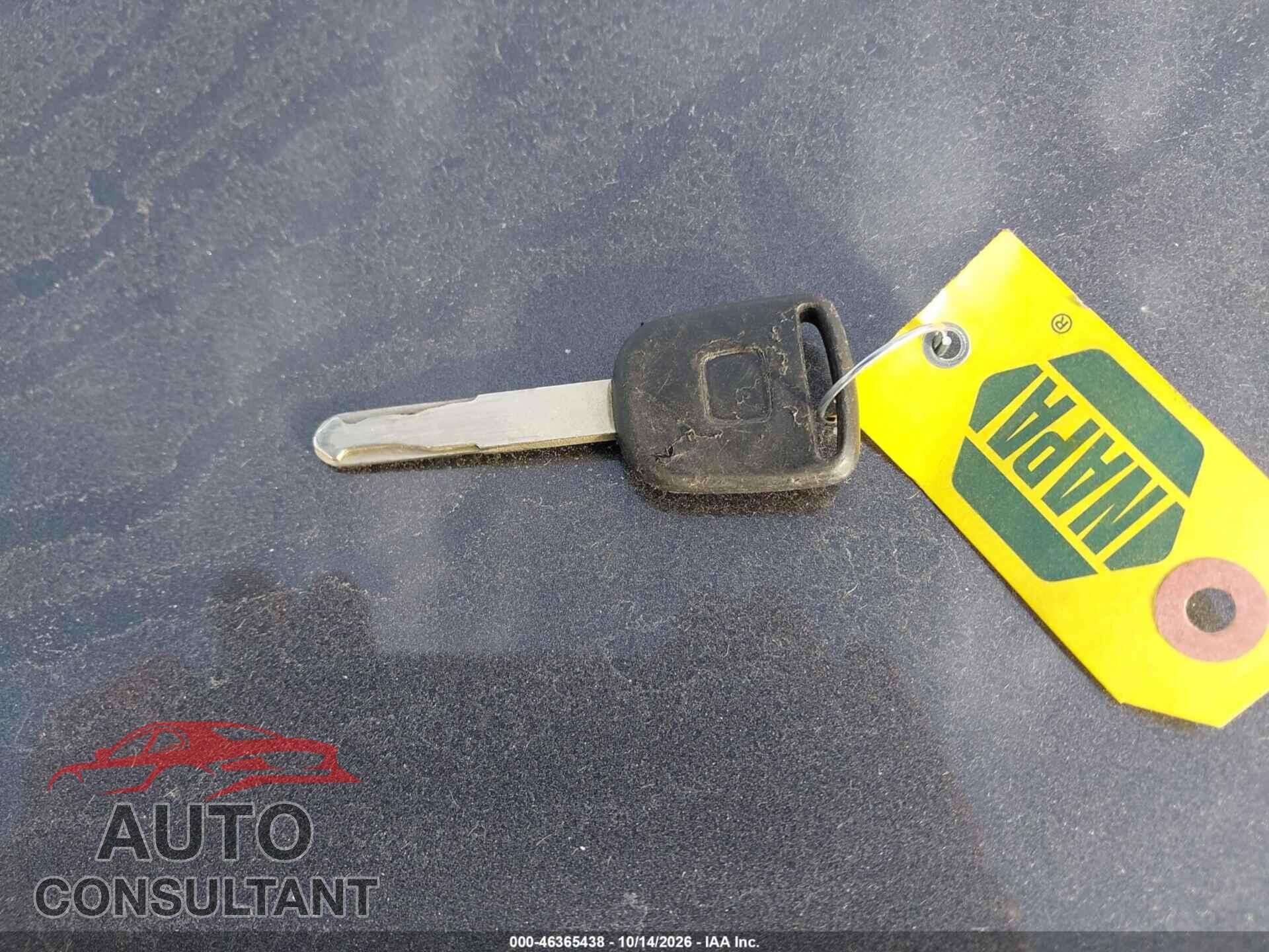 HONDA INSIGHT 2010 - JHMZE2H76AS028962
