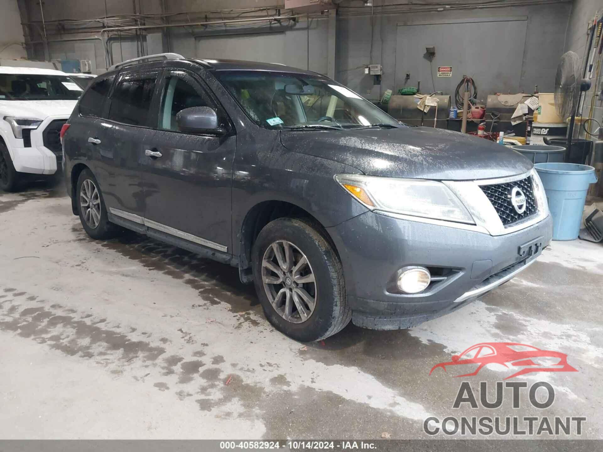 NISSAN PATHFINDER 2014 - 5N1AR2MM3EC718582