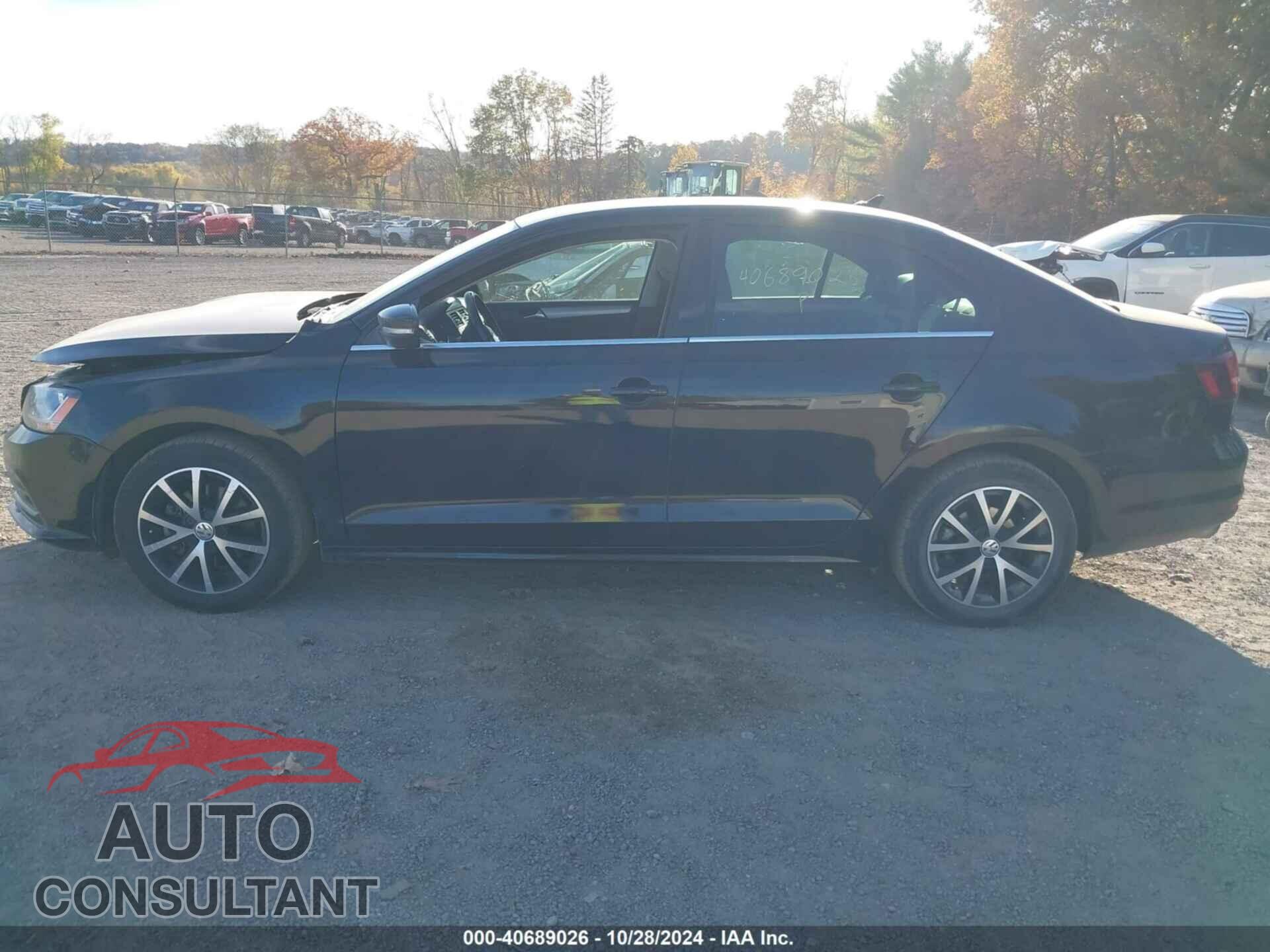 VOLKSWAGEN JETTA 2017 - 3VWDB7AJ4HM413640