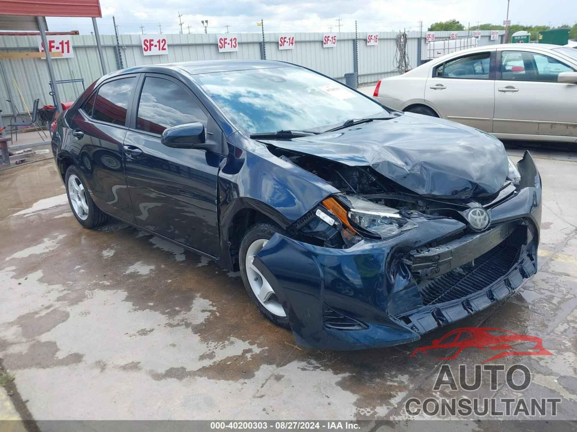 TOYOTA COROLLA 2018 - 5YFBURHE3JP851170