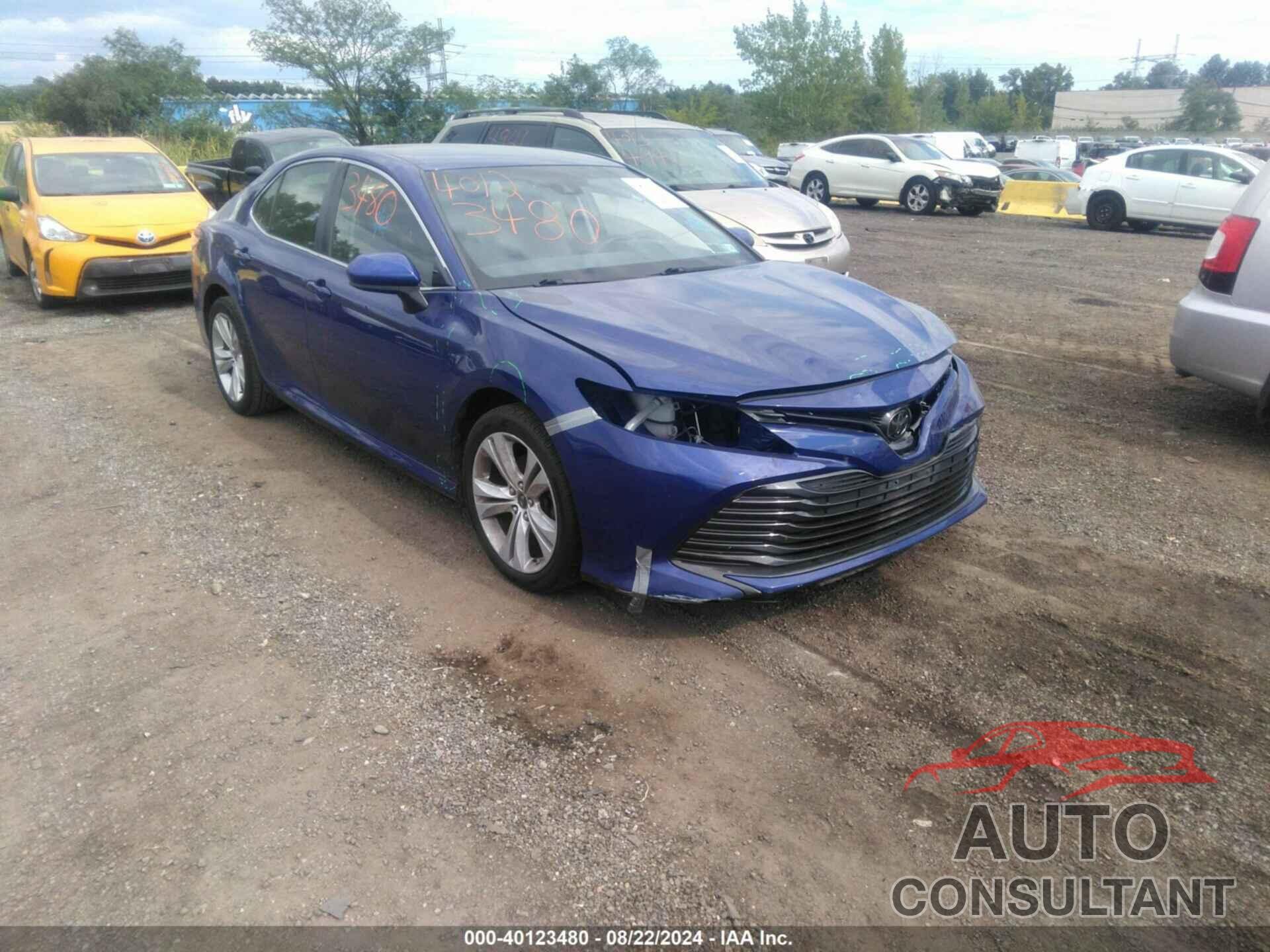 TOYOTA CAMRY 2018 - JTNB11HK2J3043073