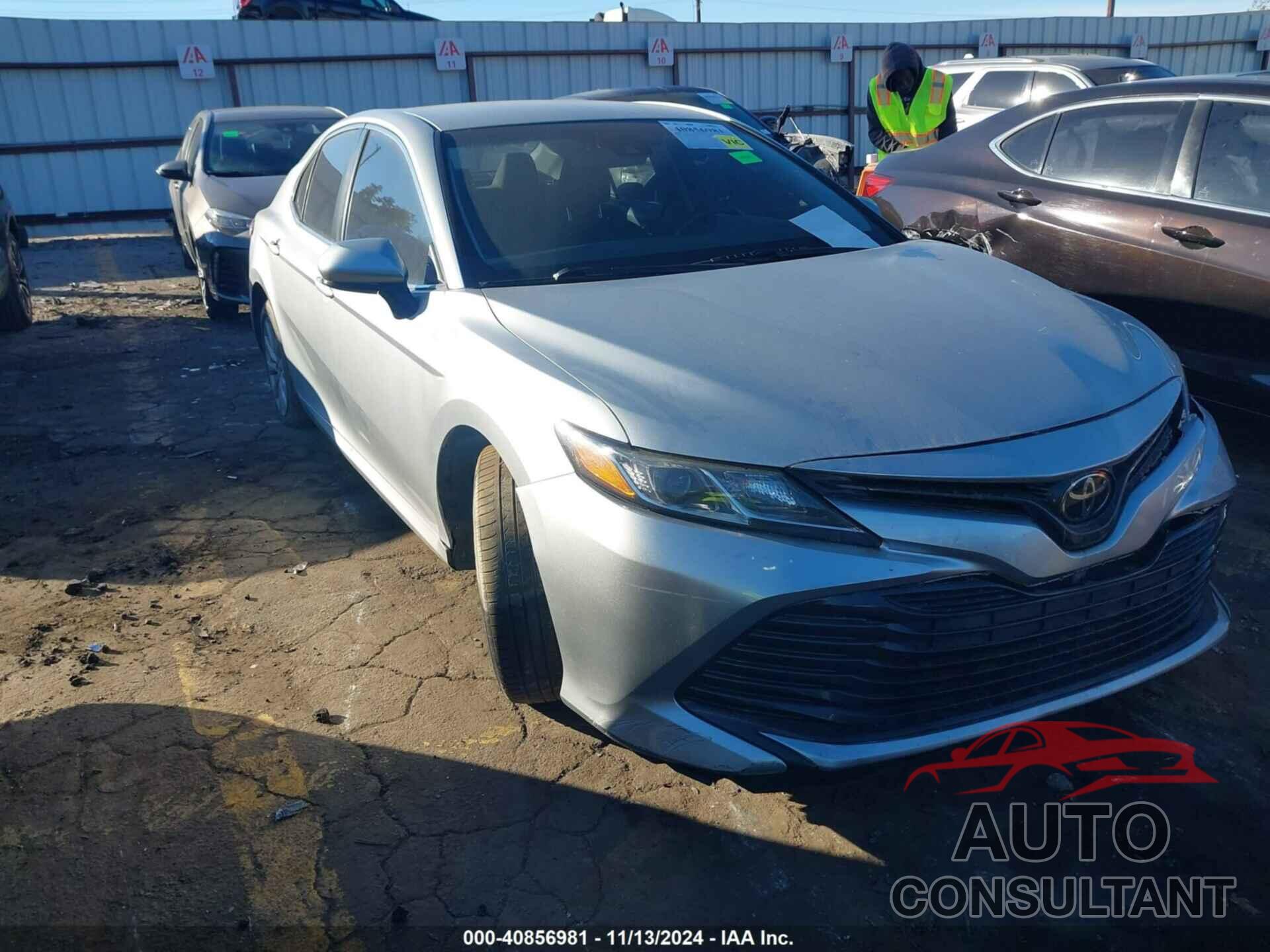 TOYOTA CAMRY 2018 - JTNB11HK5J3032682