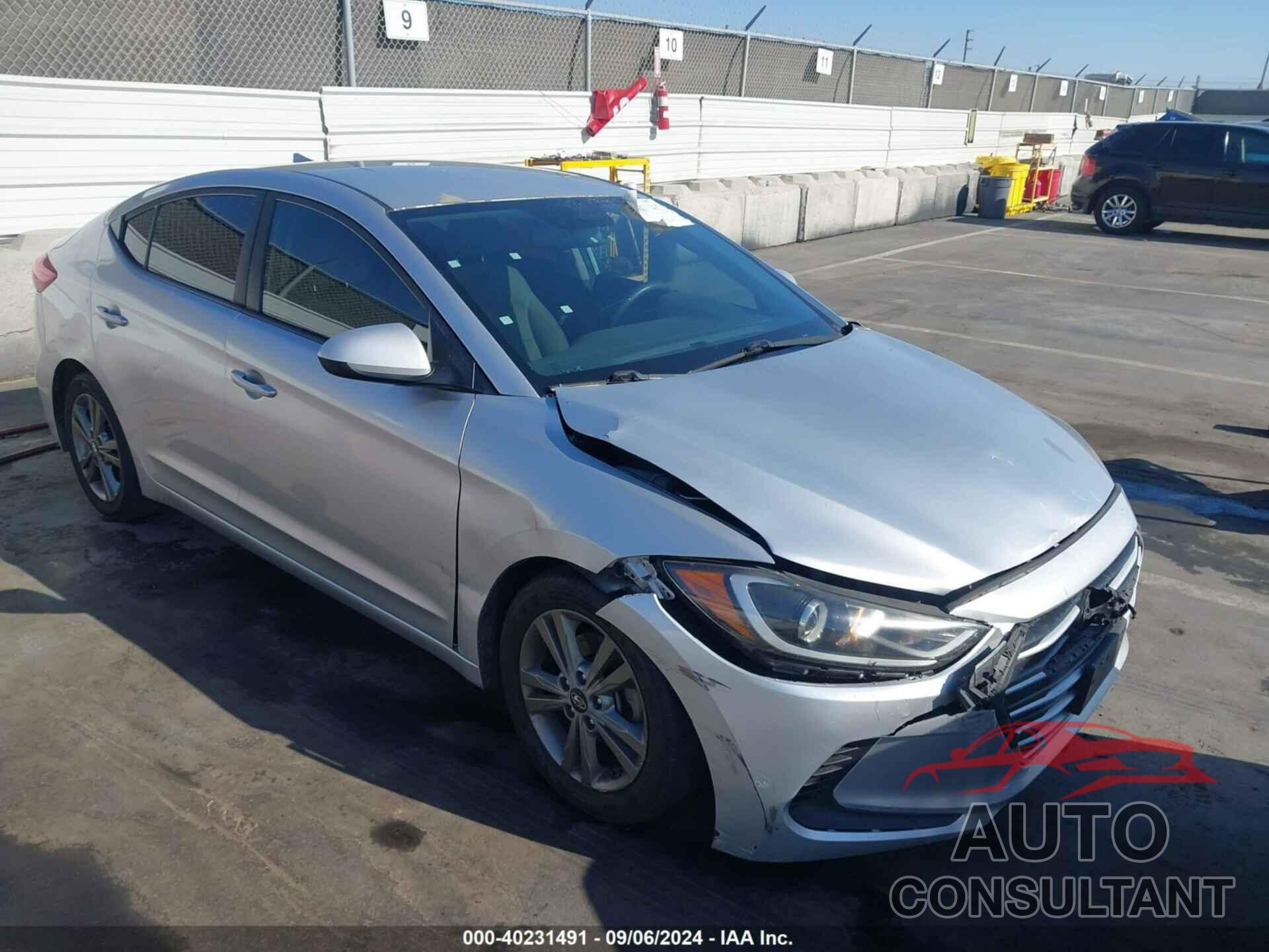 HYUNDAI ELANTRA 2018 - 5NPD84LF0JH262476