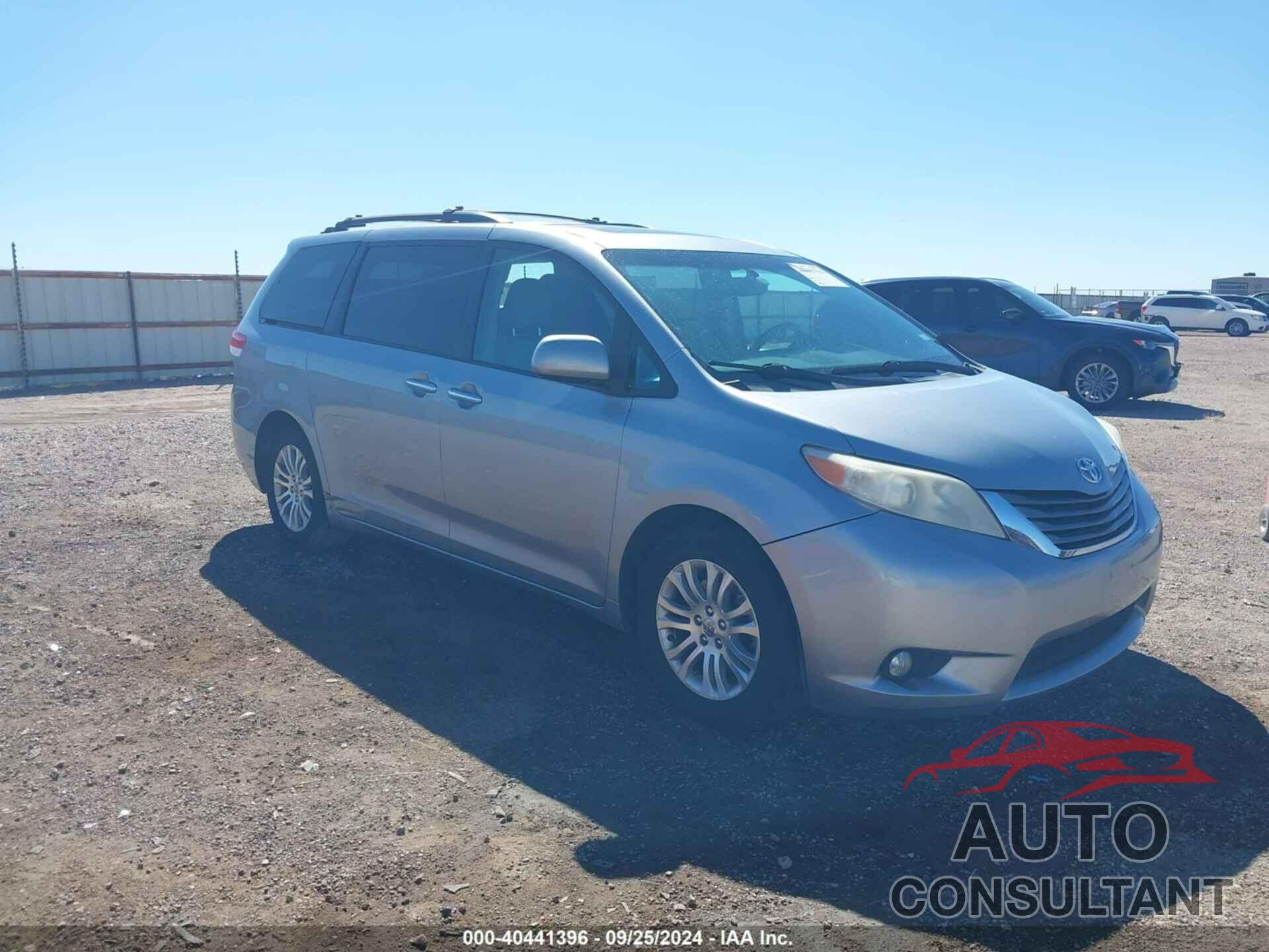 TOYOTA SIENNA 2011 - 5TDYK3DCXBS113344