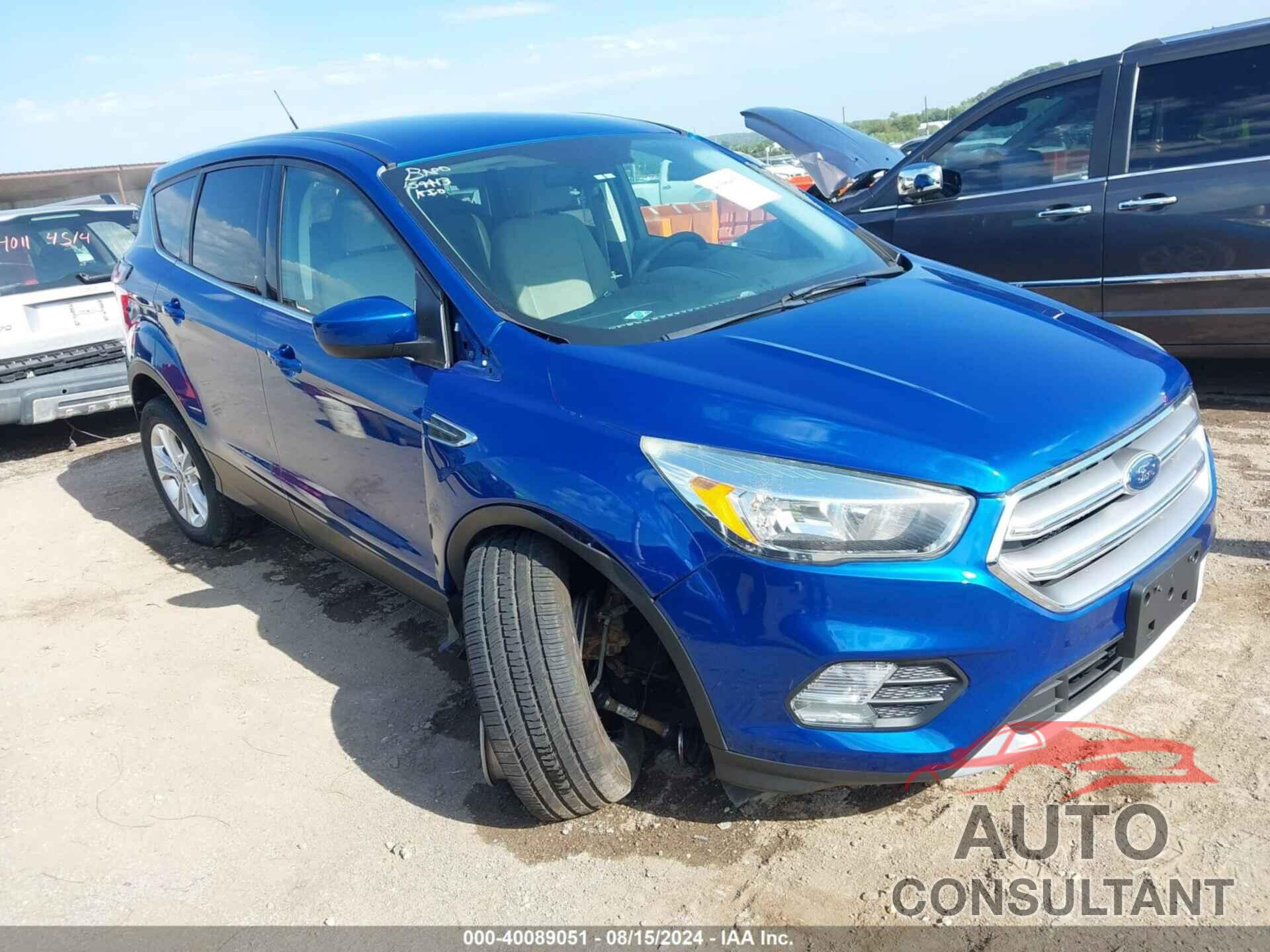 FORD ESCAPE 2017 - 1FMCU0GD9HUC78809