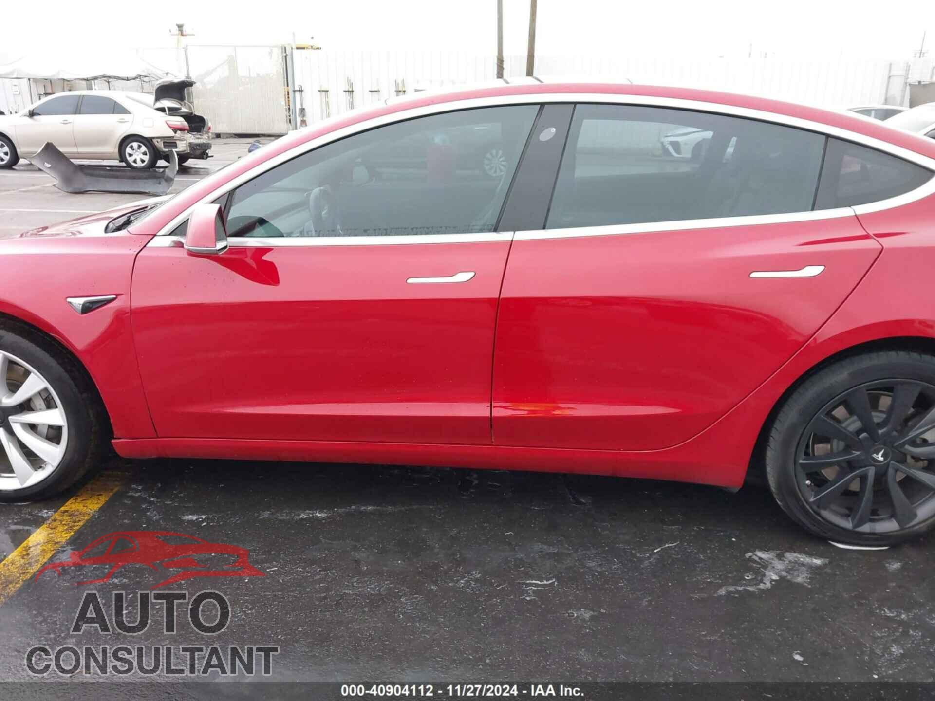 TESLA MODEL 3 2018 - 5YJ3E1EA6JF018043