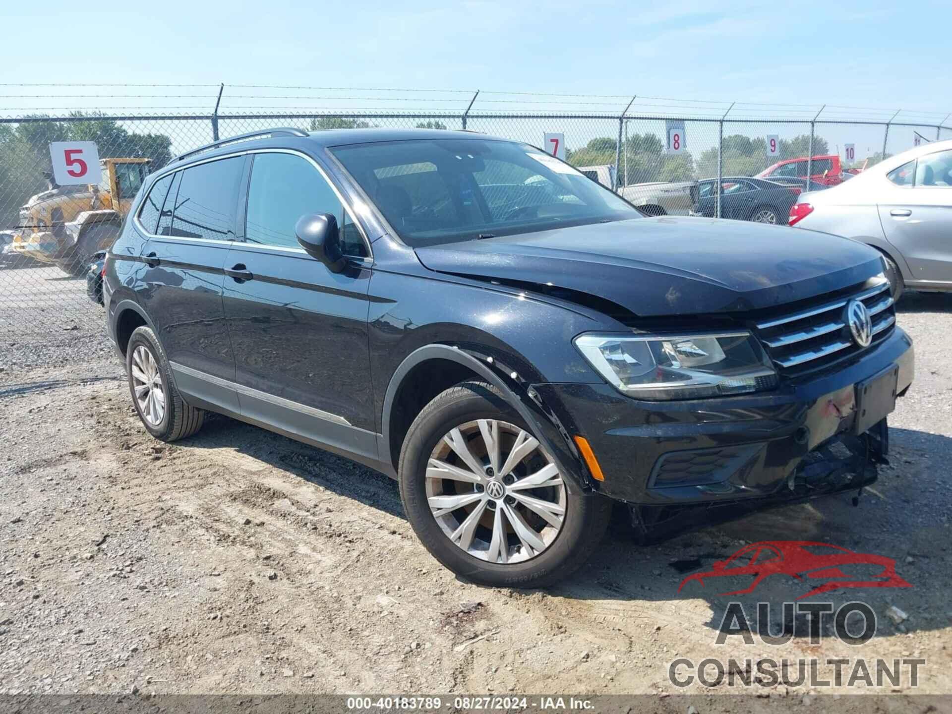 VOLKSWAGEN TIGUAN 2018 - 3VV2B7AX5JM051890