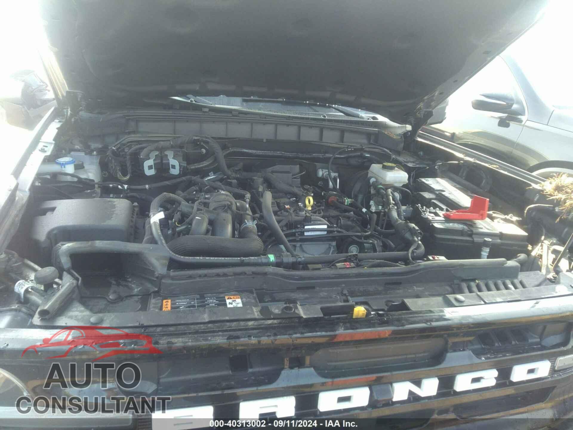 FORD BRONCO 2023 - 1FMDE5CH2PLB01885