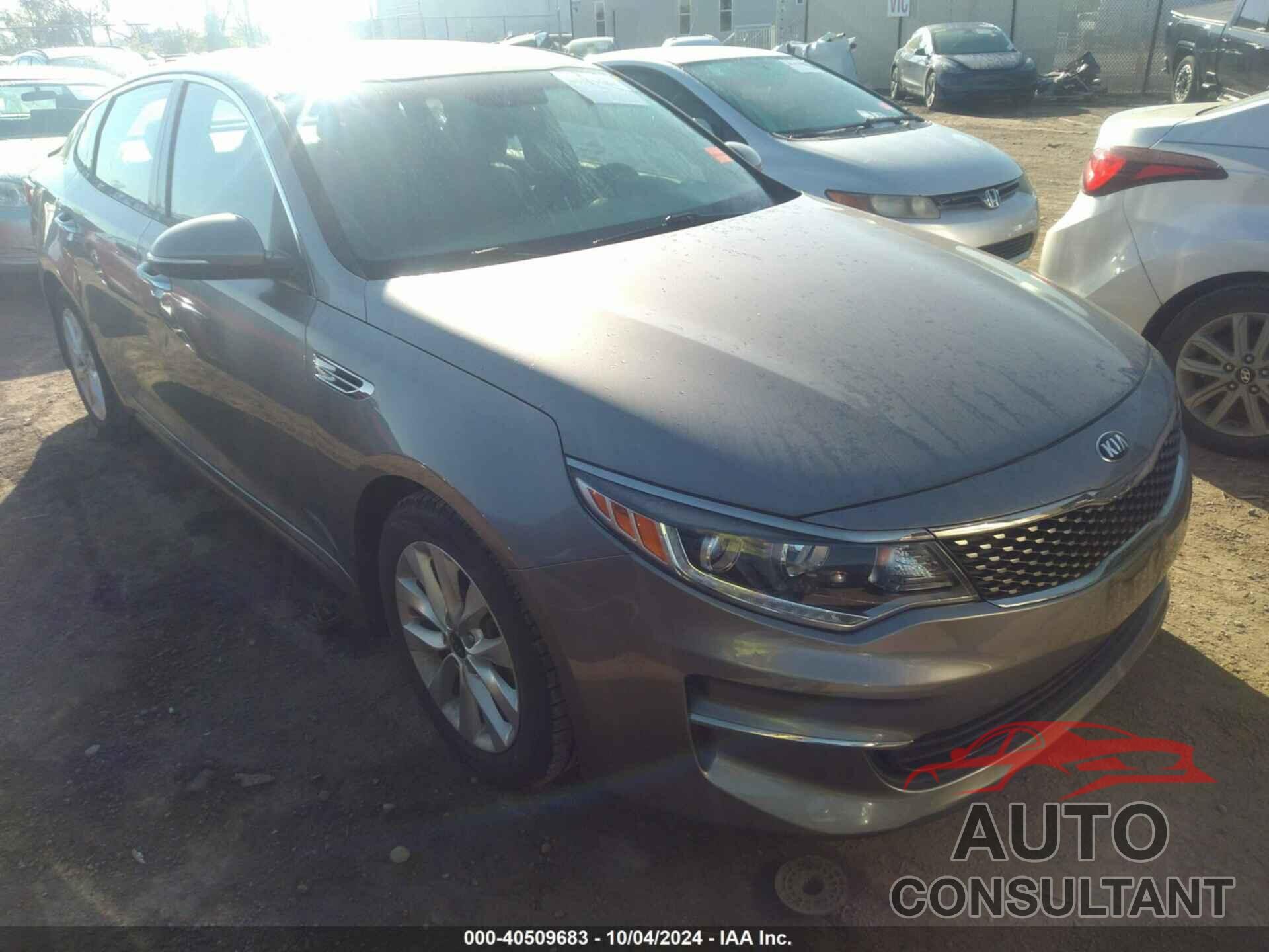 KIA OPTIMA 2018 - 5XXGU4L36JG245109