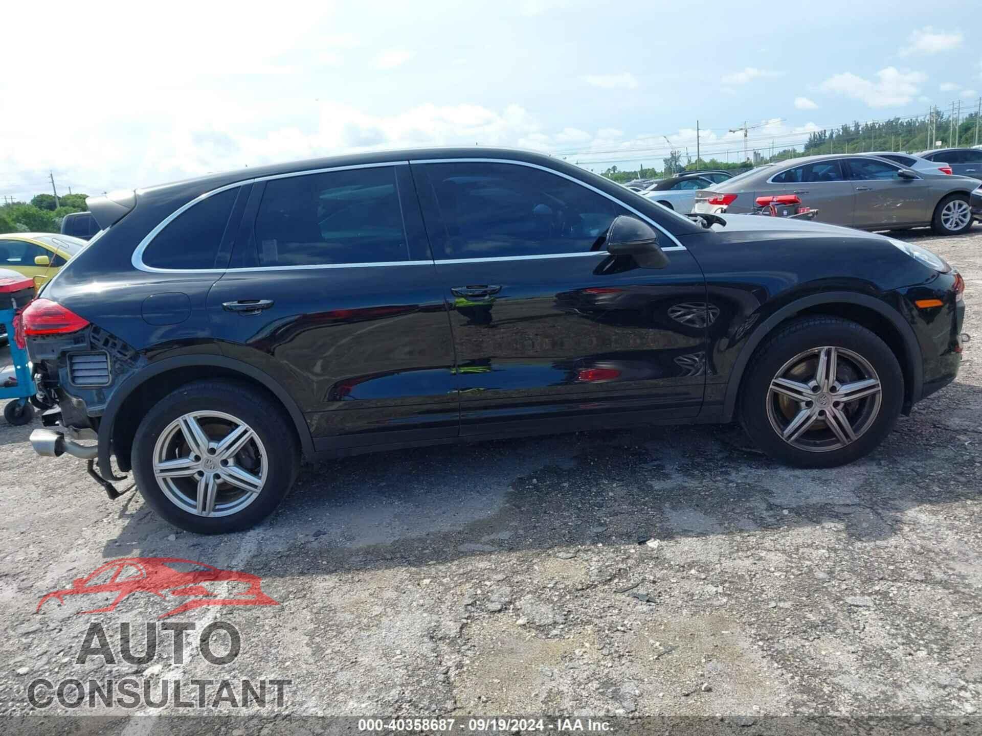 PORSCHE CAYENNE 2016 - WP1AA2A26GLA00766
