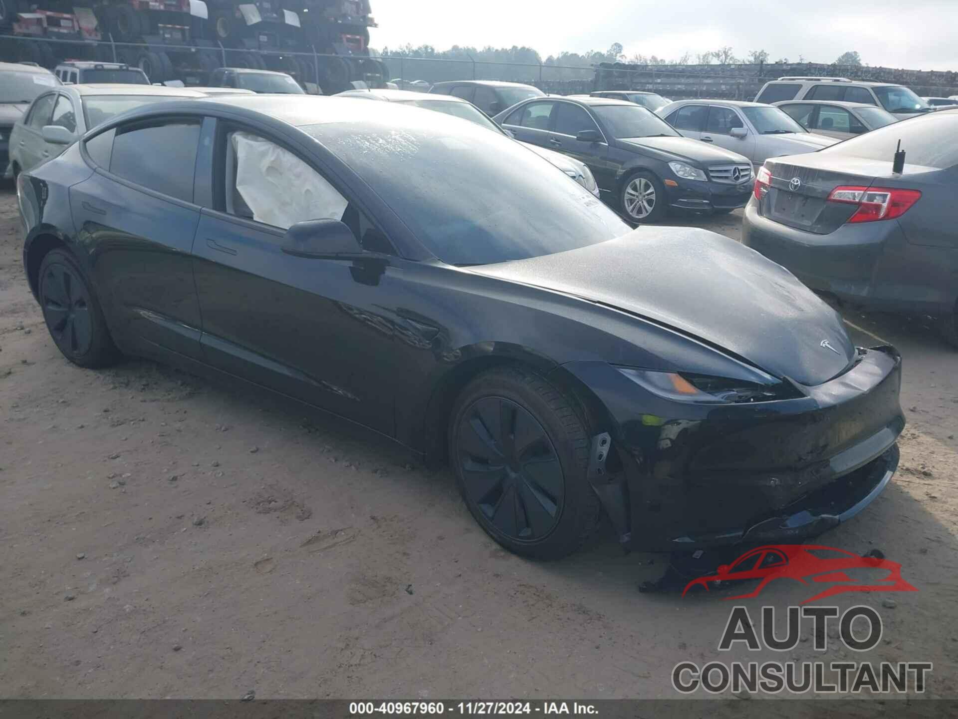 TESLA MODEL 3 2024 - 5YJ3E1EA4RF835779
