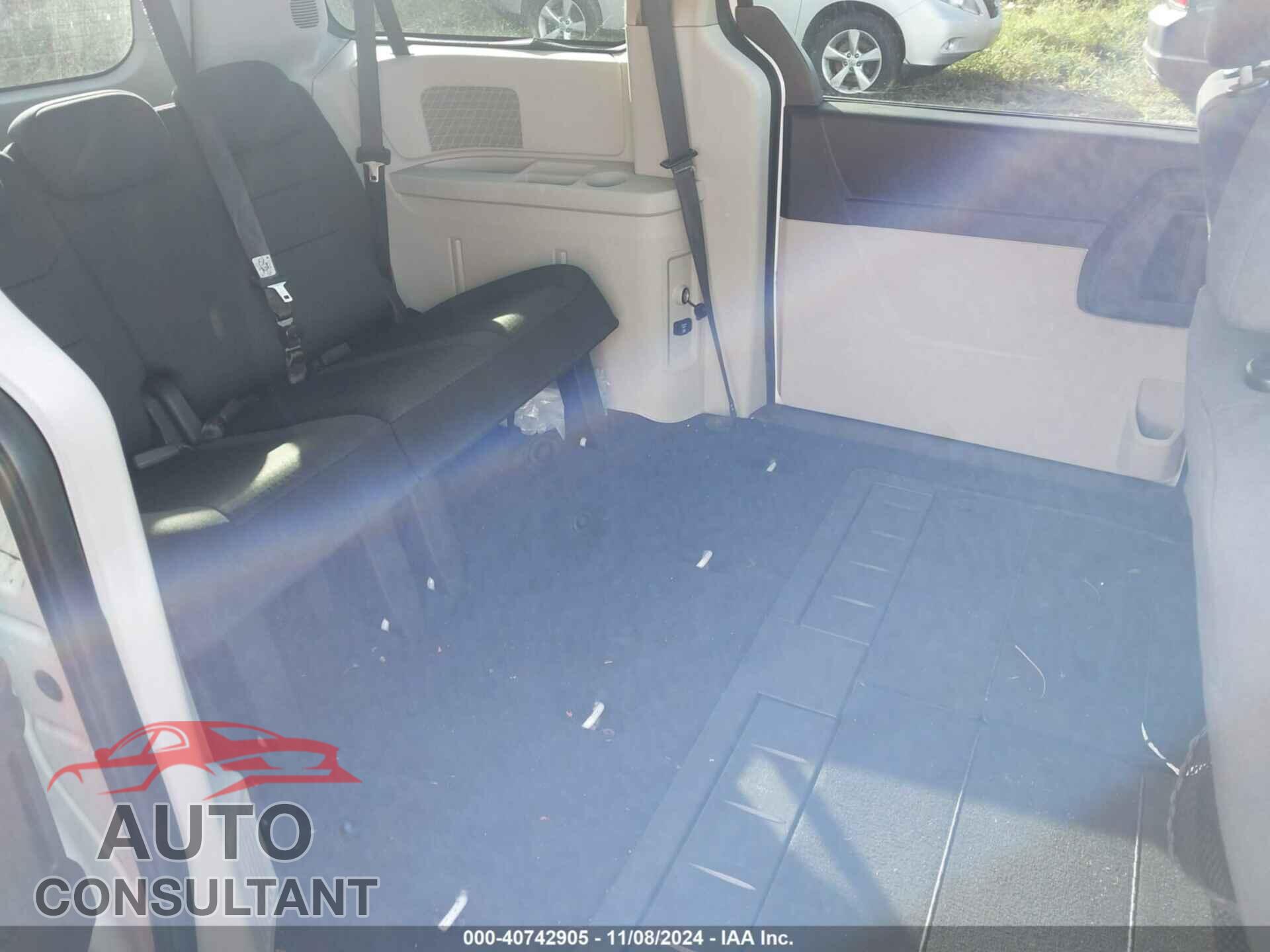 DODGE GRAND CARAVAN 2010 - 2D4RN5D14AR200432