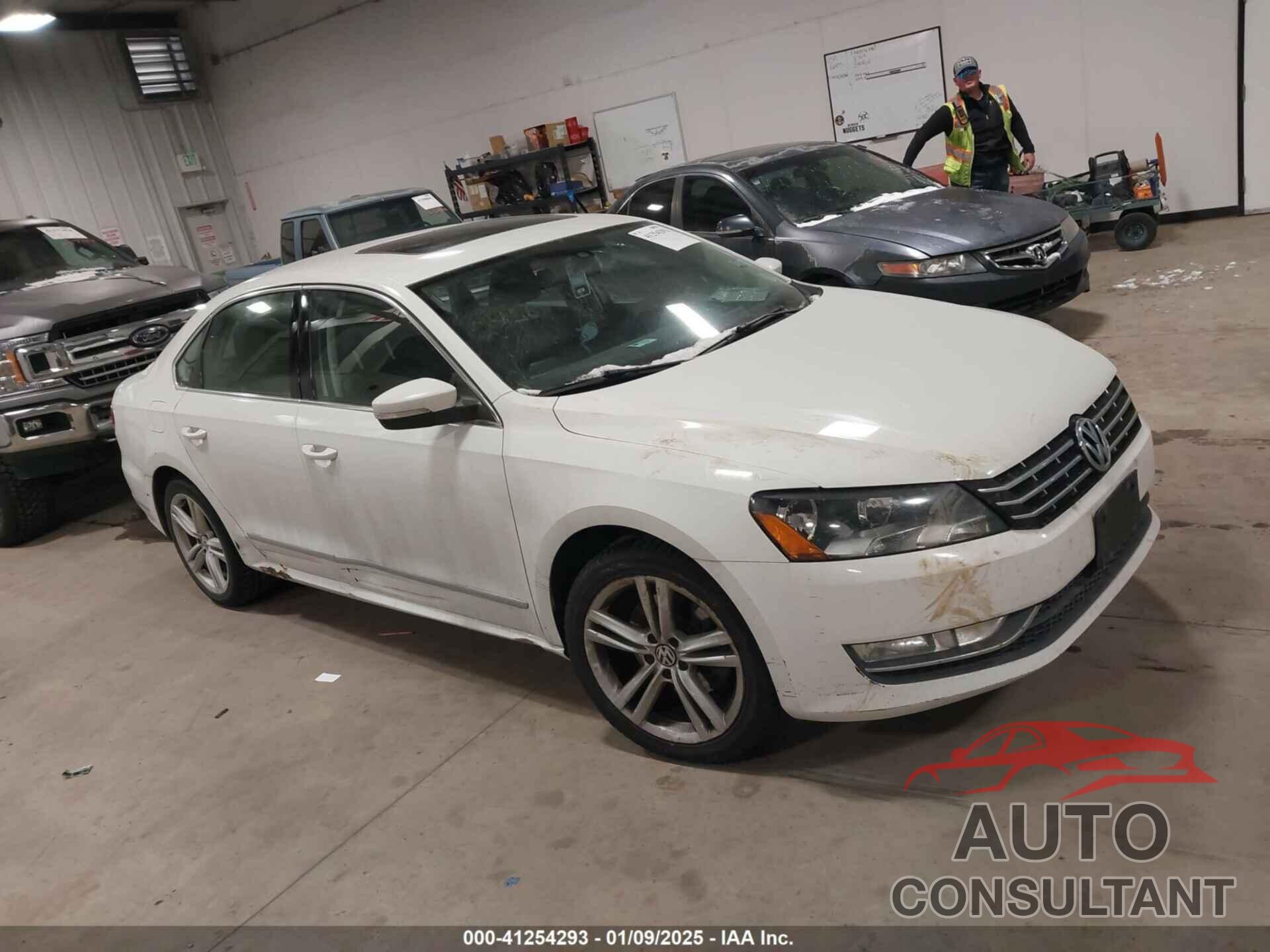 VOLKSWAGEN PASSAT 2014 - 1VWCS7A36EC057394