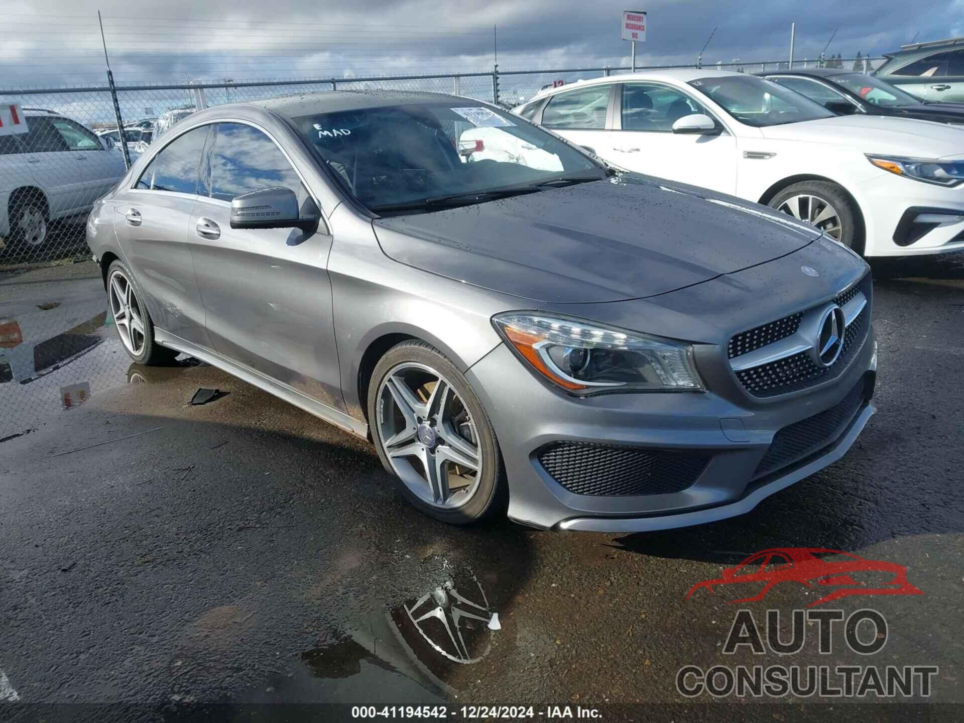 MERCEDES-BENZ CLA 250 2015 - WDDSJ4EB9FN181754