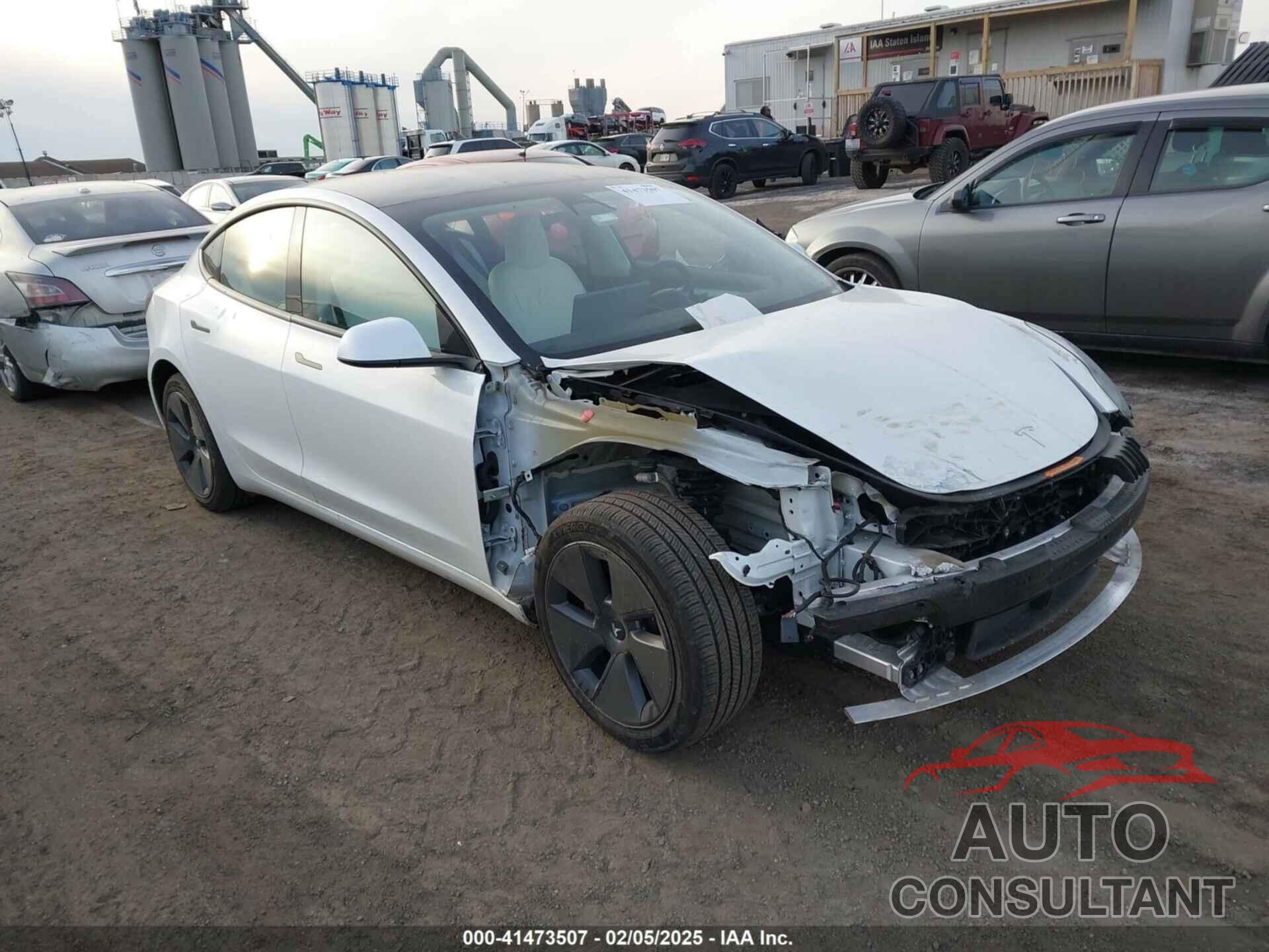 TESLA MODEL 3 2023 - 5YJ3E1EA2PF551810