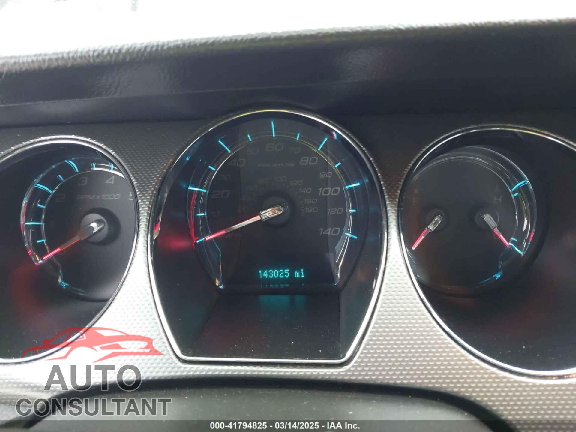 FORD TAURUS 2011 - 1FAHP2EW1BG167605
