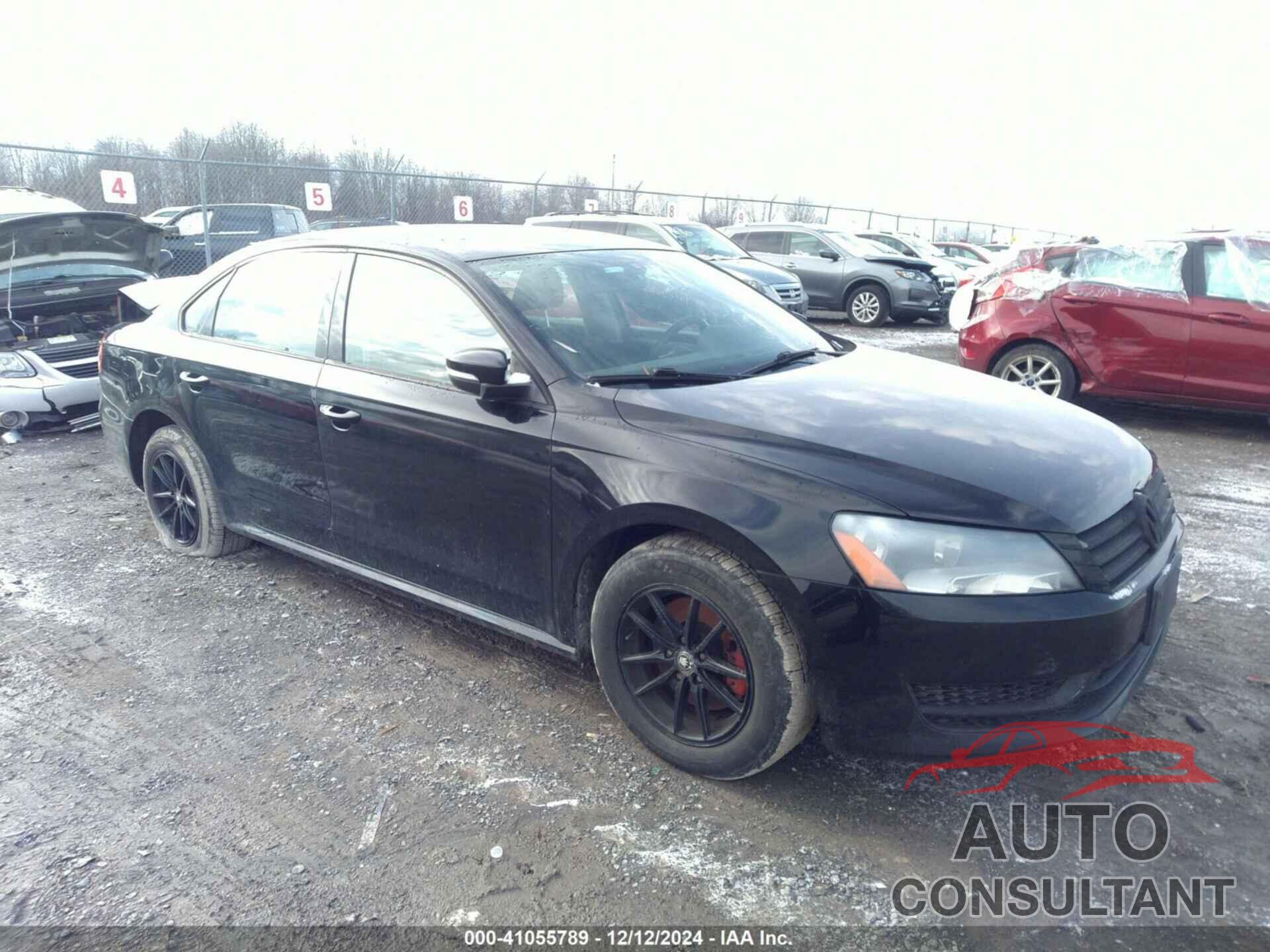 VOLKSWAGEN PASSAT 2015 - 1VWAT7A38FC073585