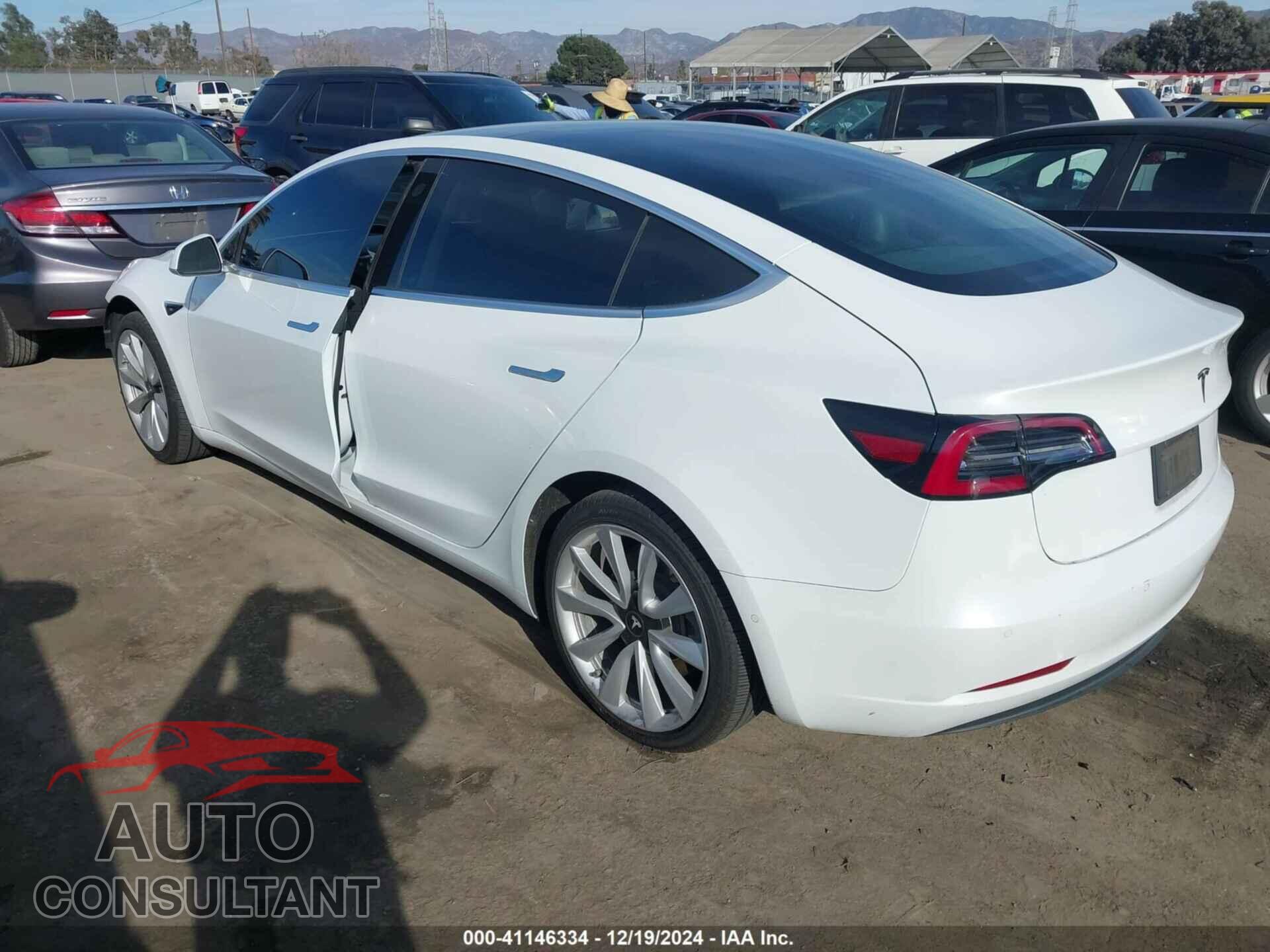 TESLA MODEL 3 2018 - 5YJ3E1EA9JF099006