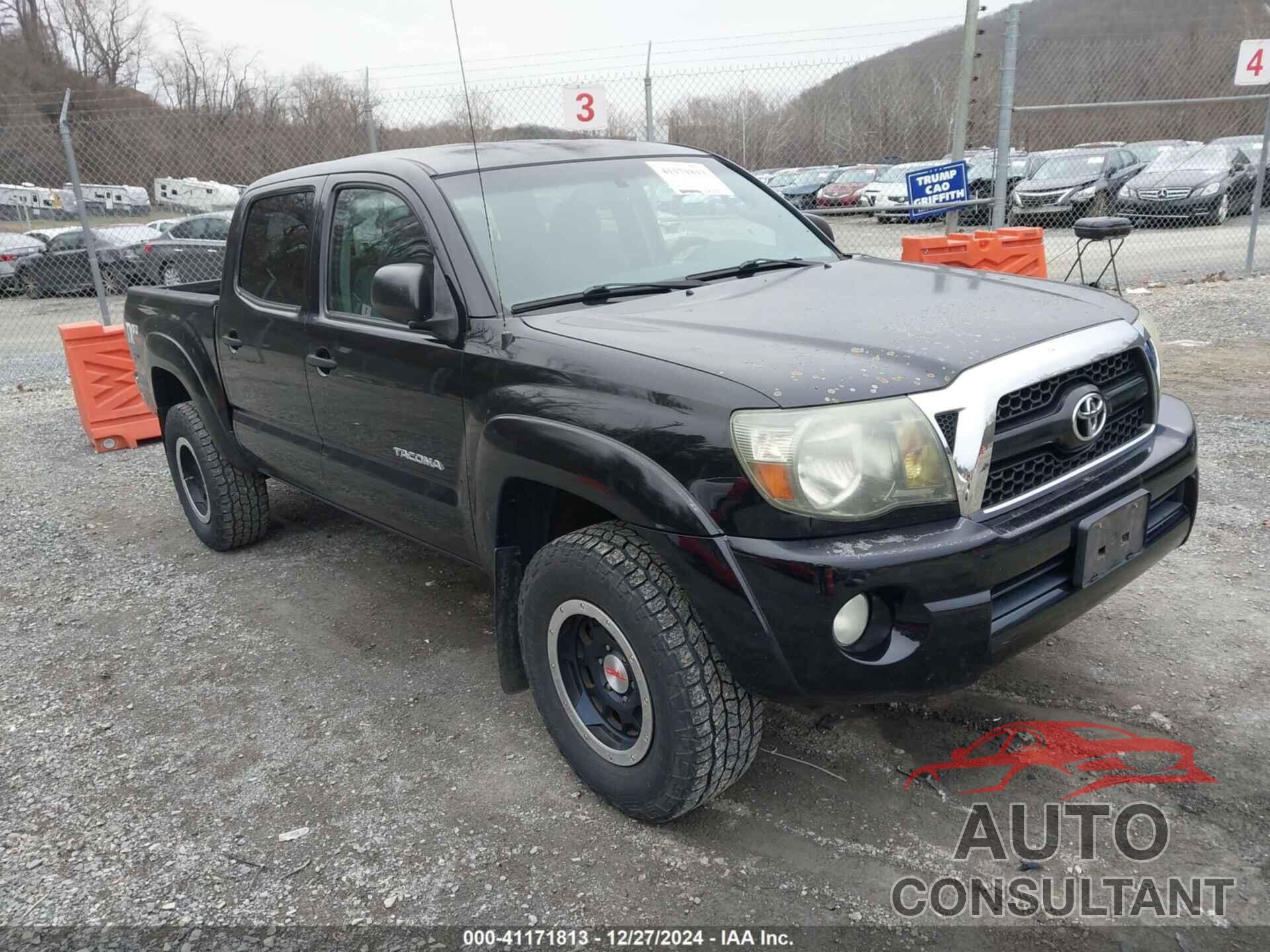 TOYOTA TACOMA 2011 - 3TMLU4EN8BM076319