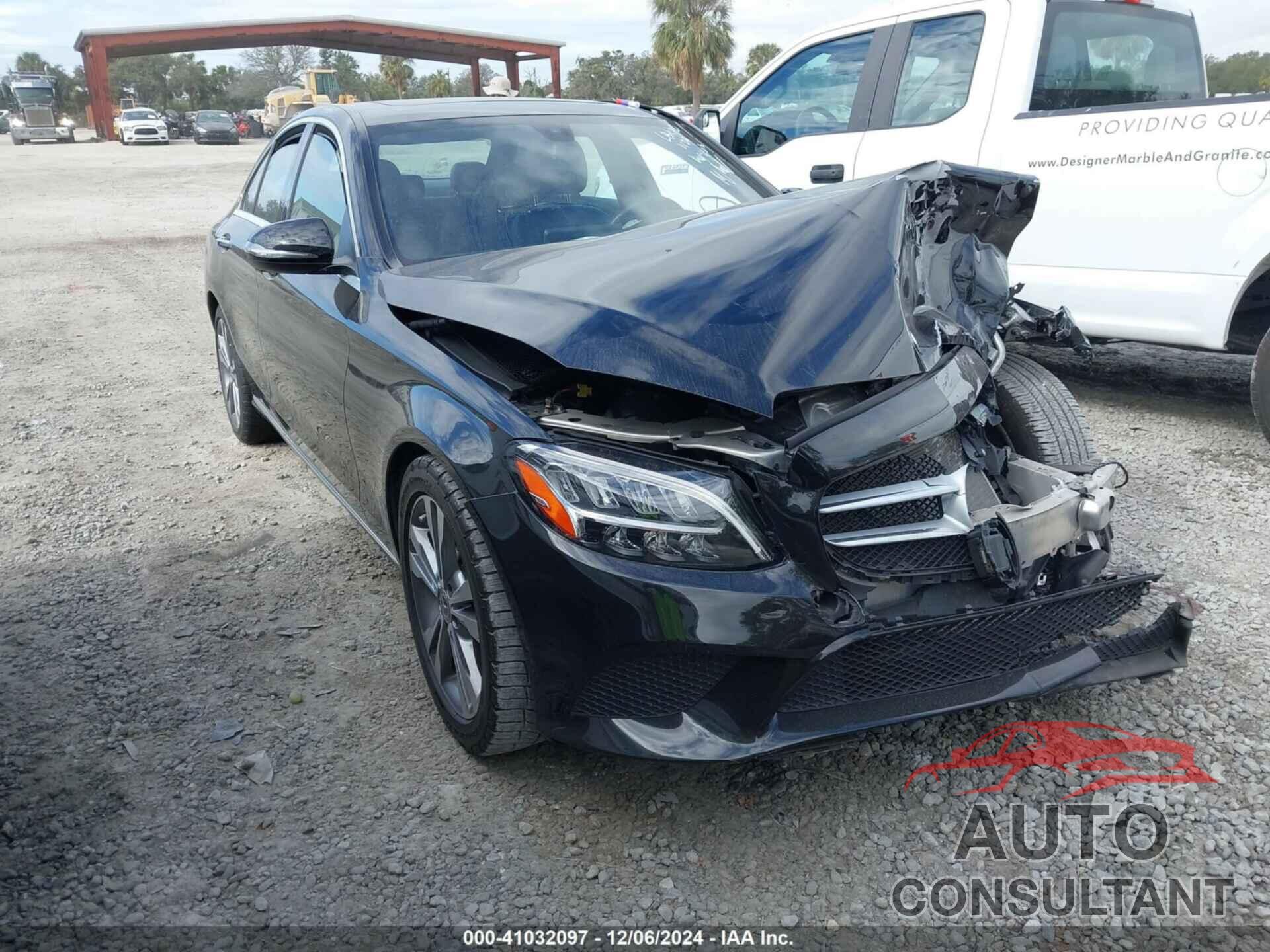 MERCEDES-BENZ C 300 2019 - 55SWF8DB7KU321801