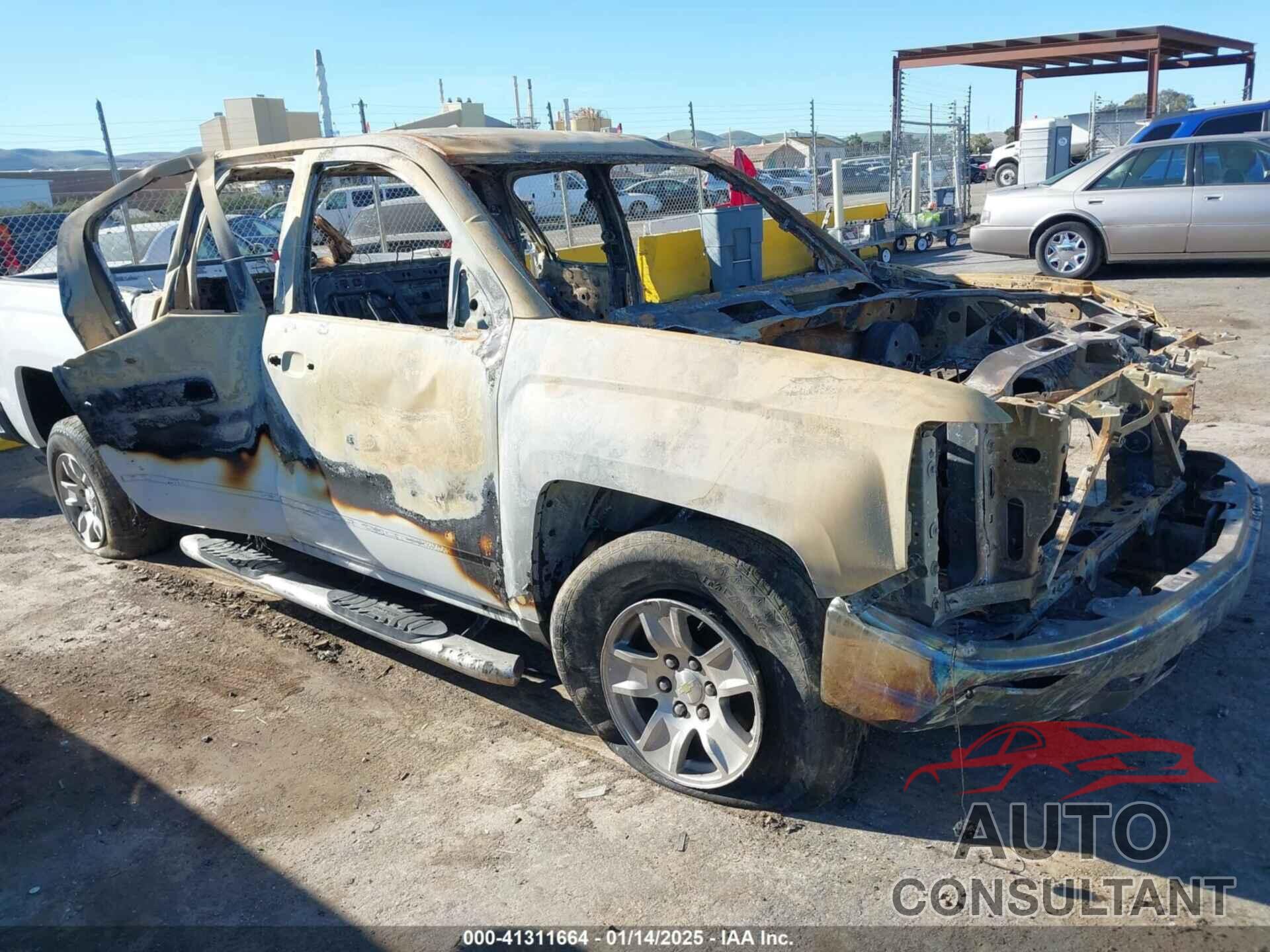 CHEVROLET SILVERADO 1500 2015 - 1GCRCREC5FZ149238
