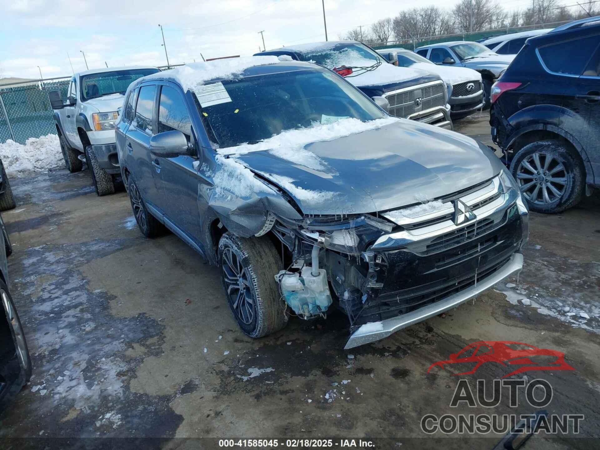 MITSUBISHI OUTLANDER 2018 - JA4AD3A3XJJ002119